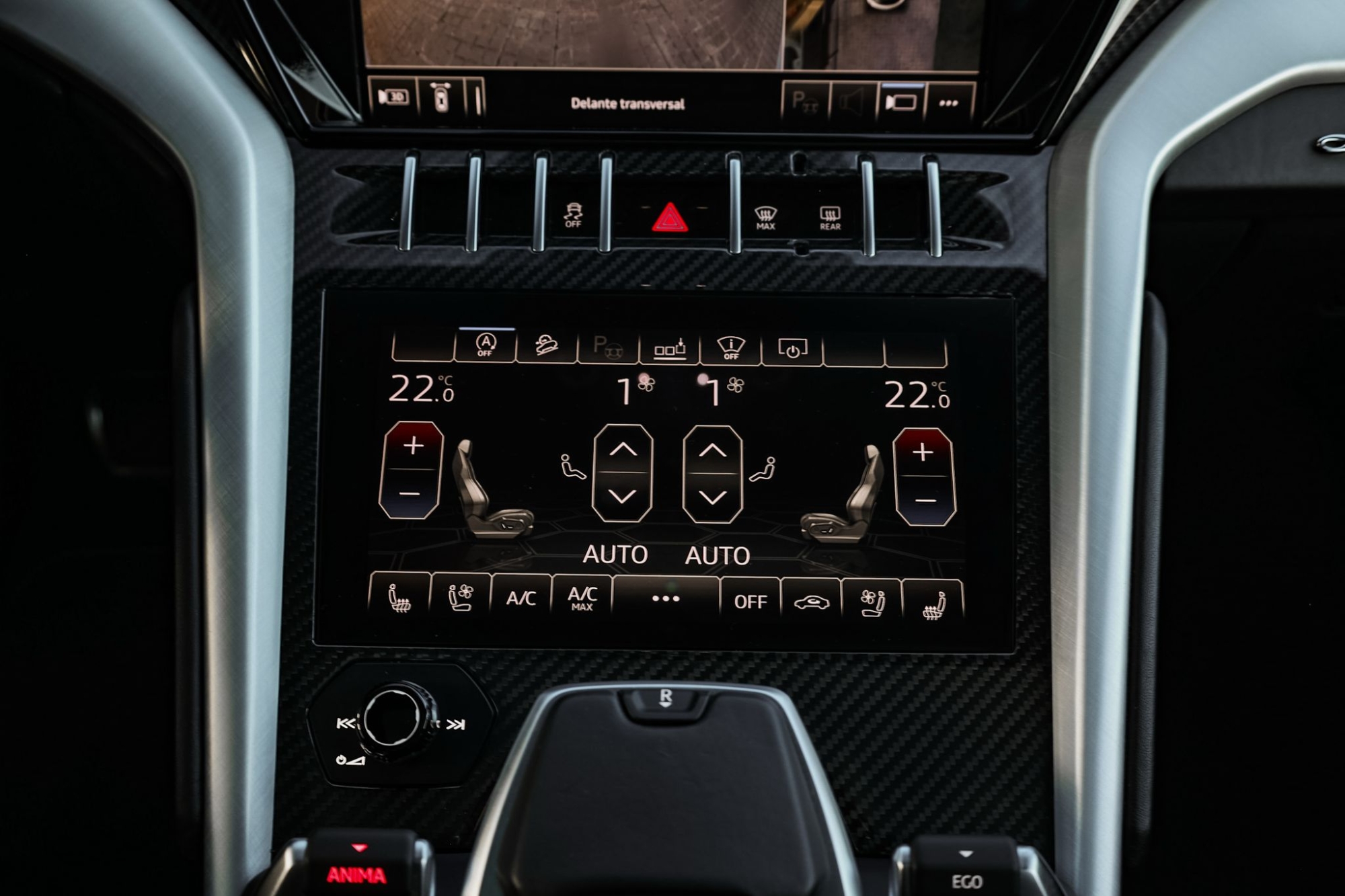 LAMBORGHINI URUS 4.0 V8