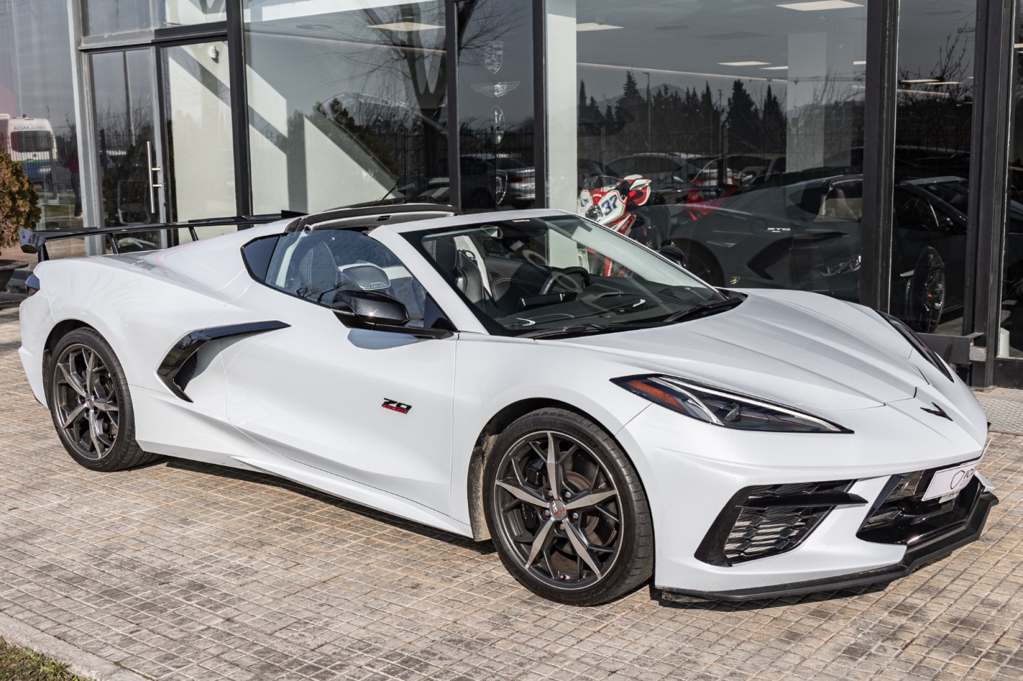 CHEVROLET CORVETTE C8 STINGRAY CONVERTIBLE 3LT 70 ANIVERSARIO
