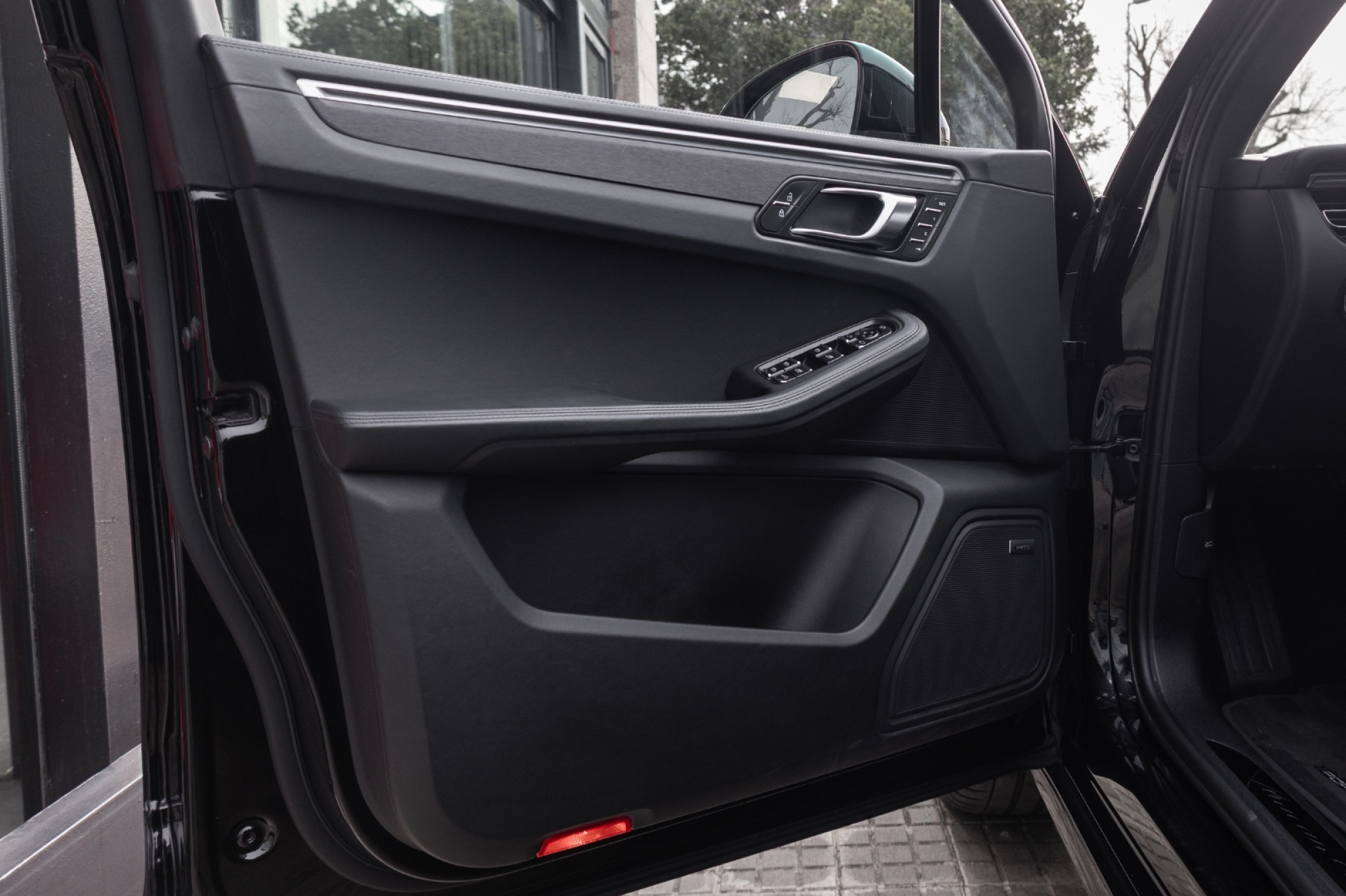 PORSCHE MACAN GTS