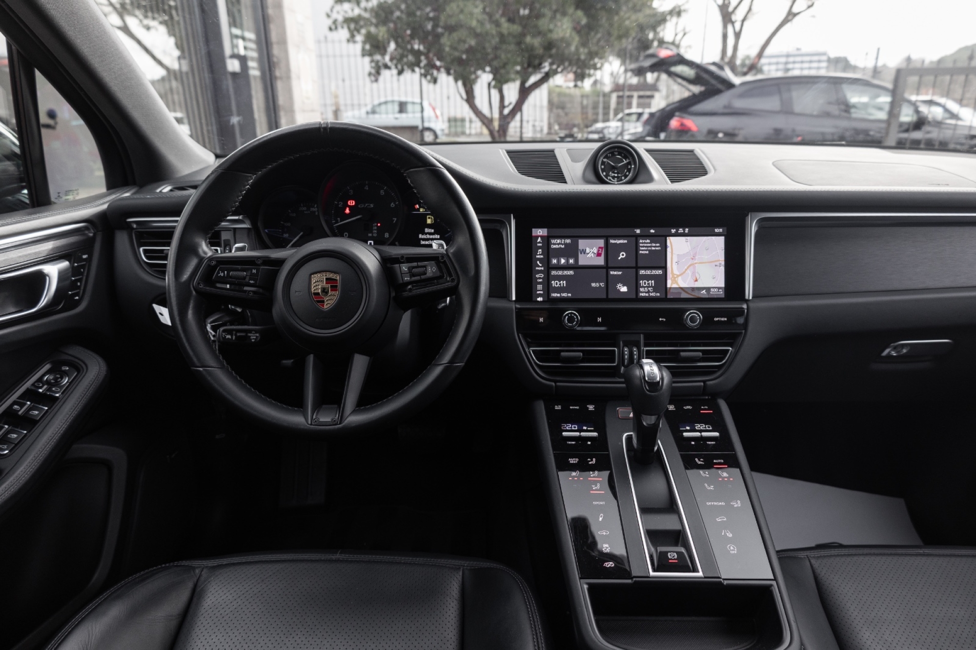 PORSCHE MACAN GTS