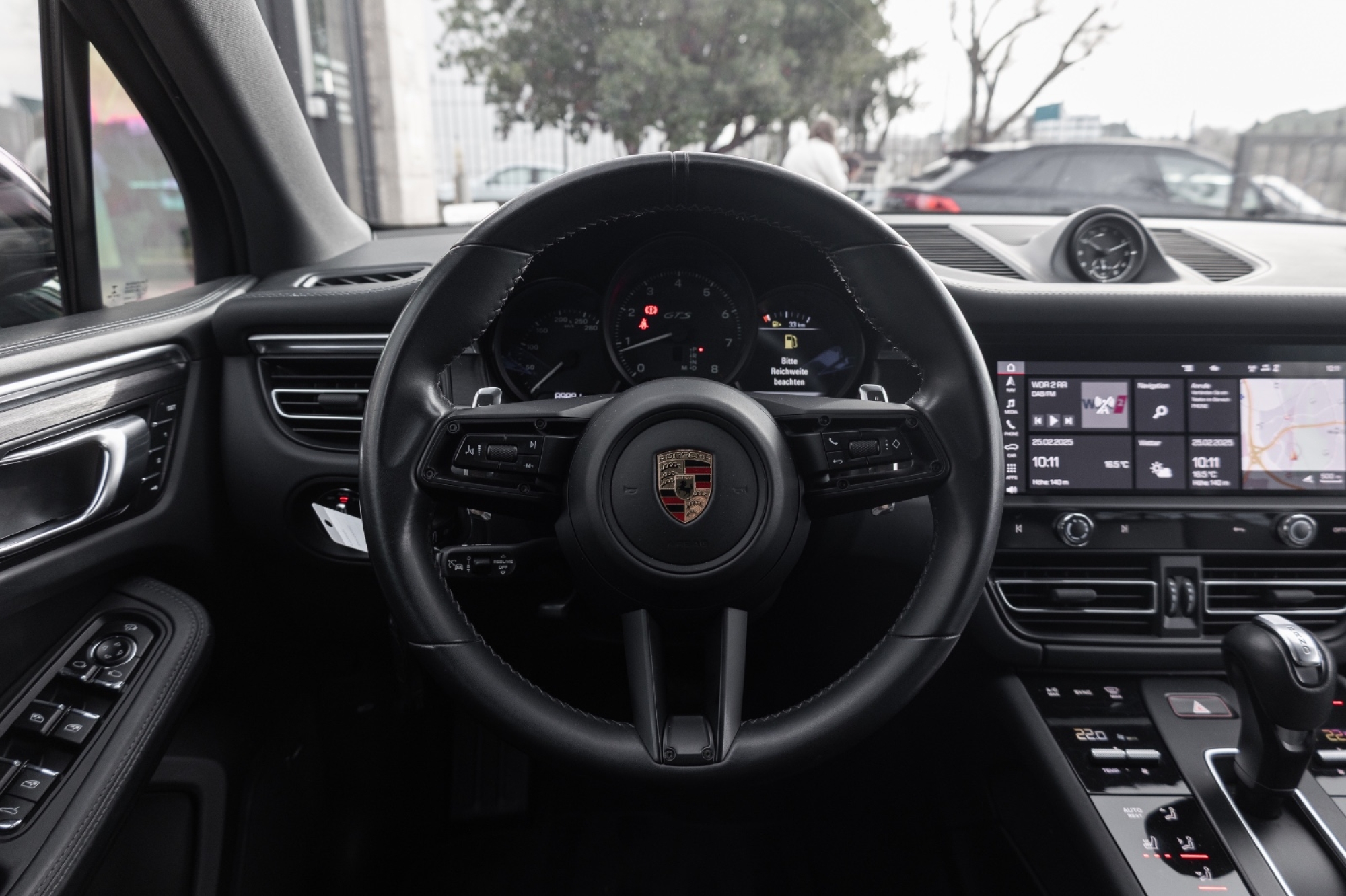 PORSCHE MACAN GTS