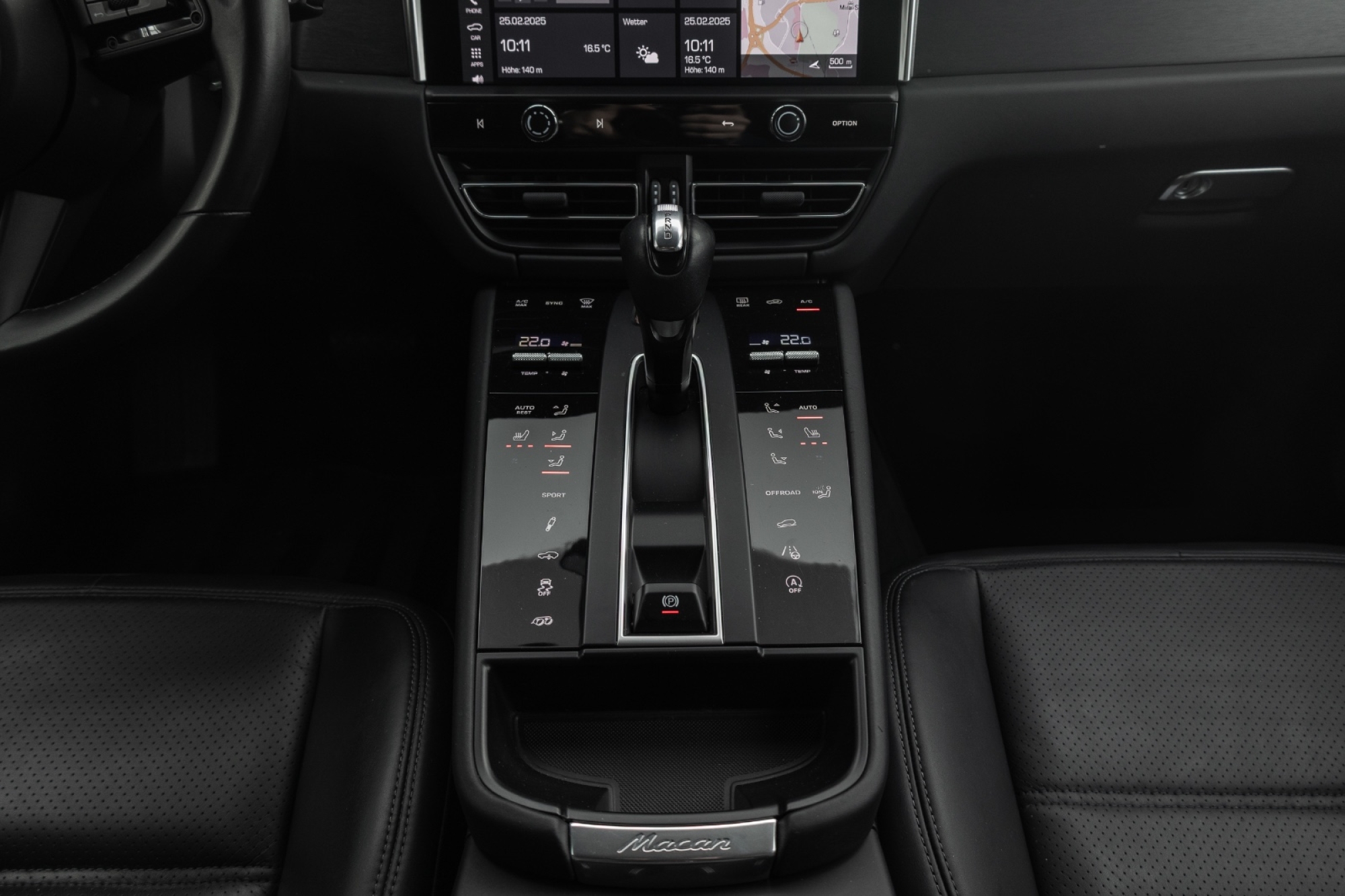 PORSCHE MACAN GTS