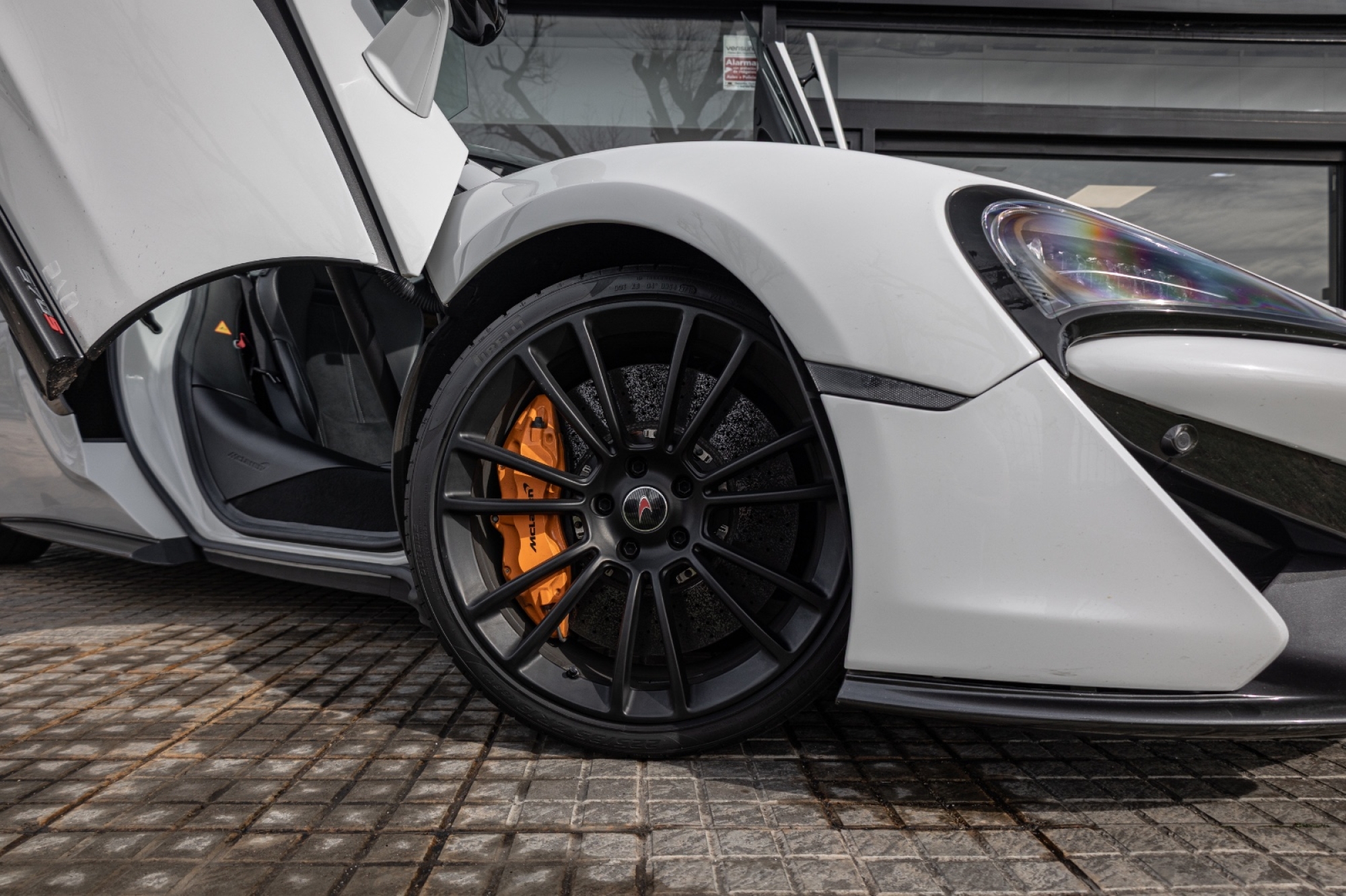 MCLAREN 570S