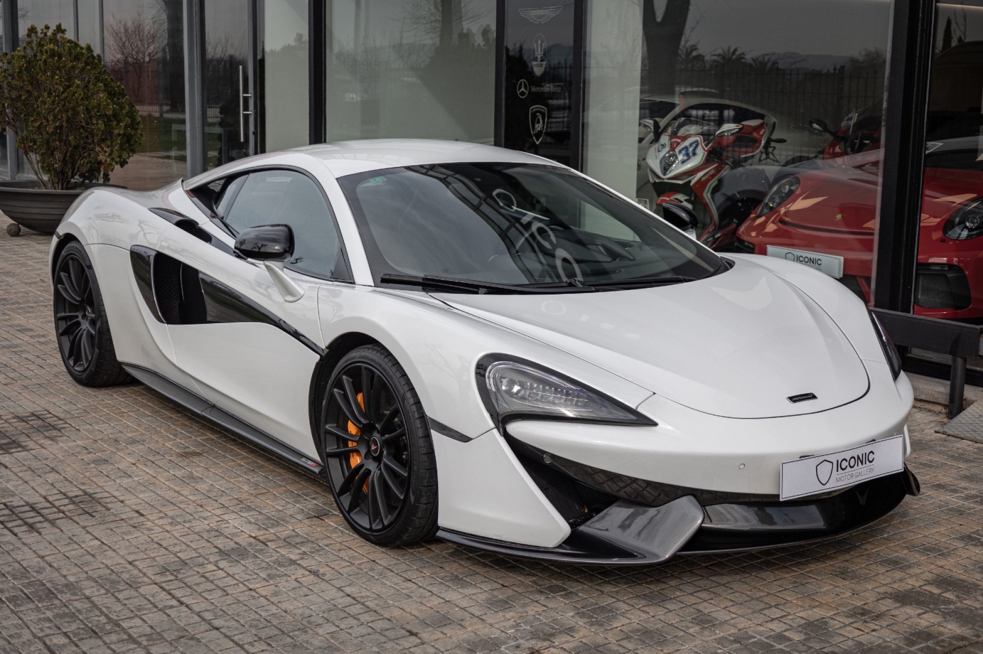 MCLAREN 570S