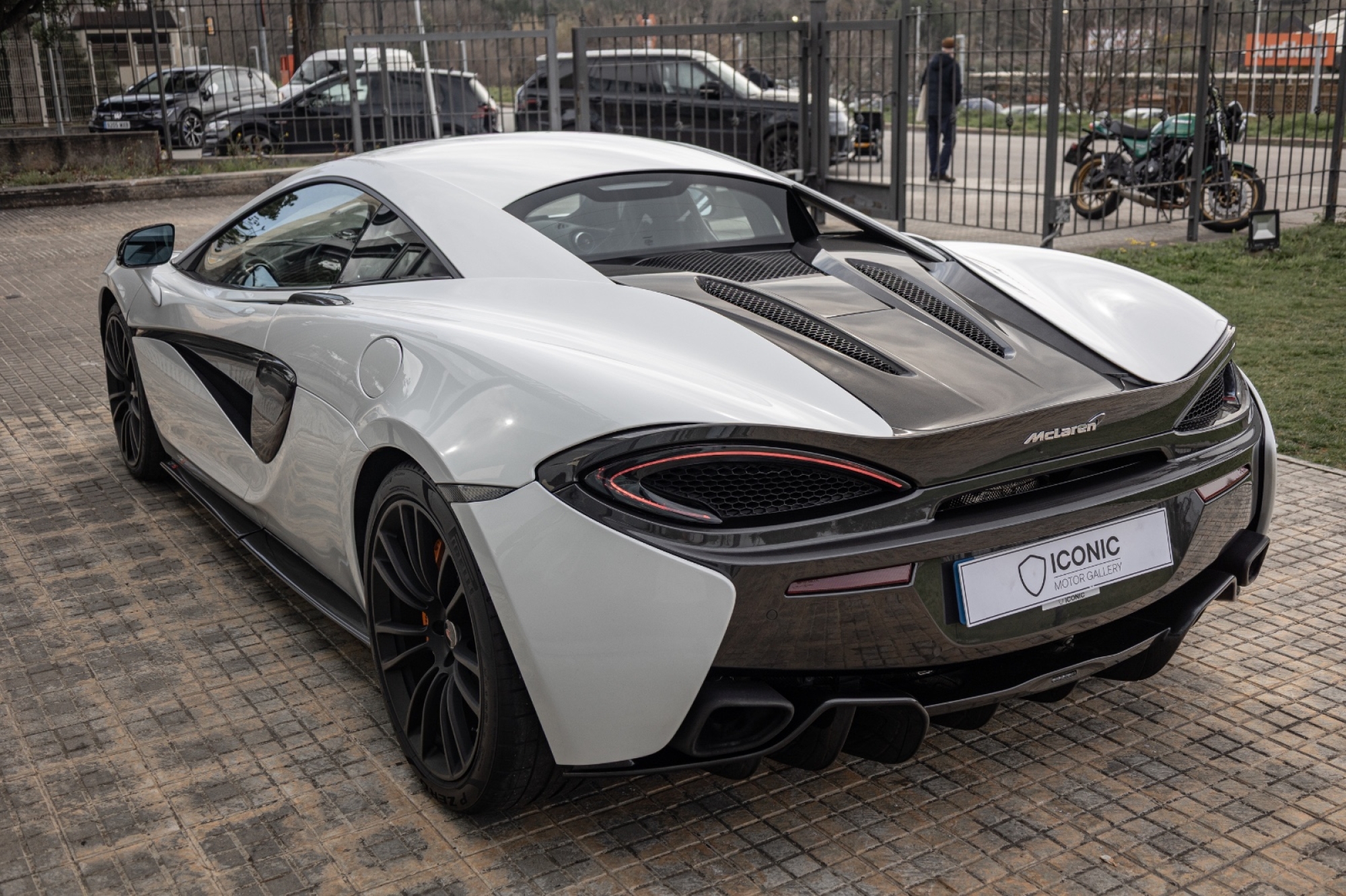 MCLAREN 570S