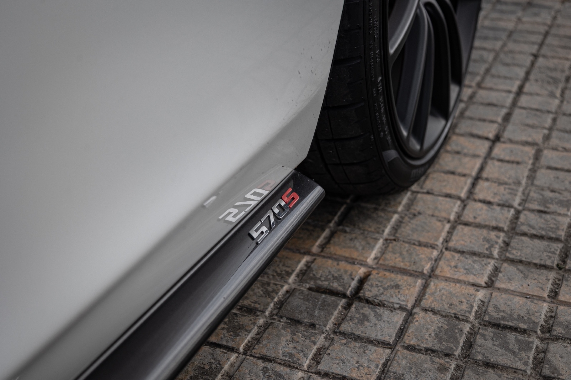 MCLAREN 570S