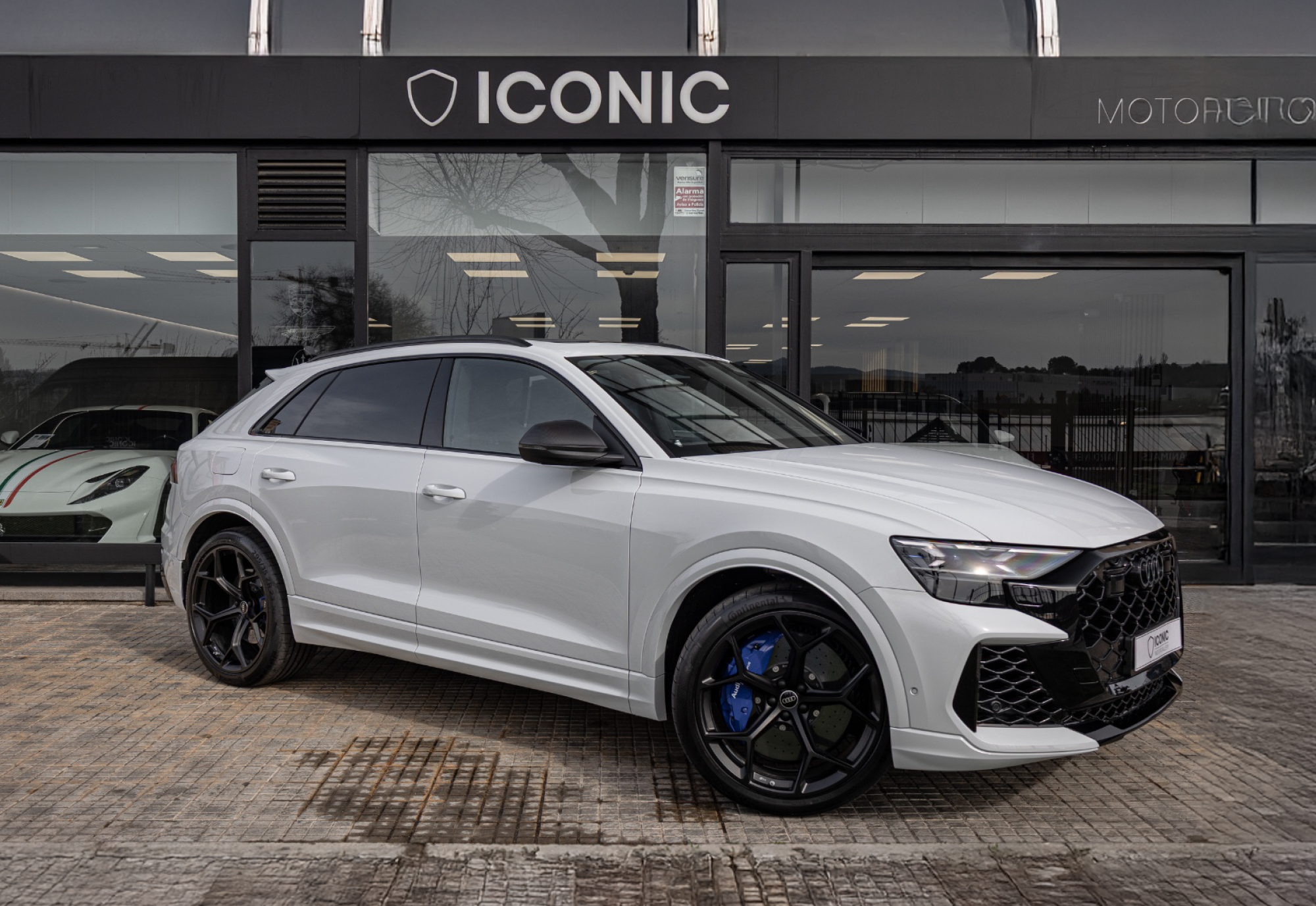 AUDI RSQ8 PERFORMANCE