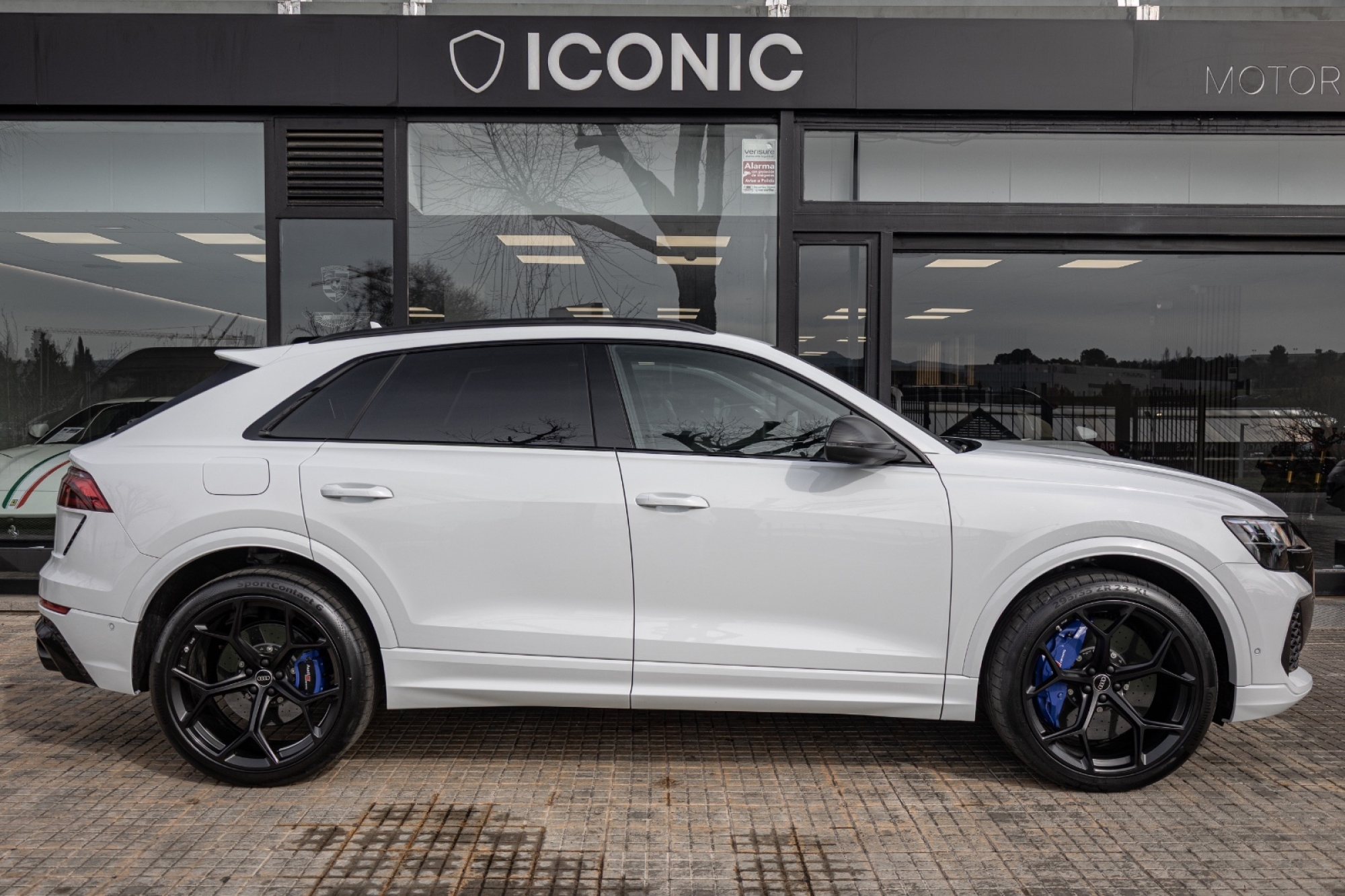 AUDI RSQ8 PERFORMANCE