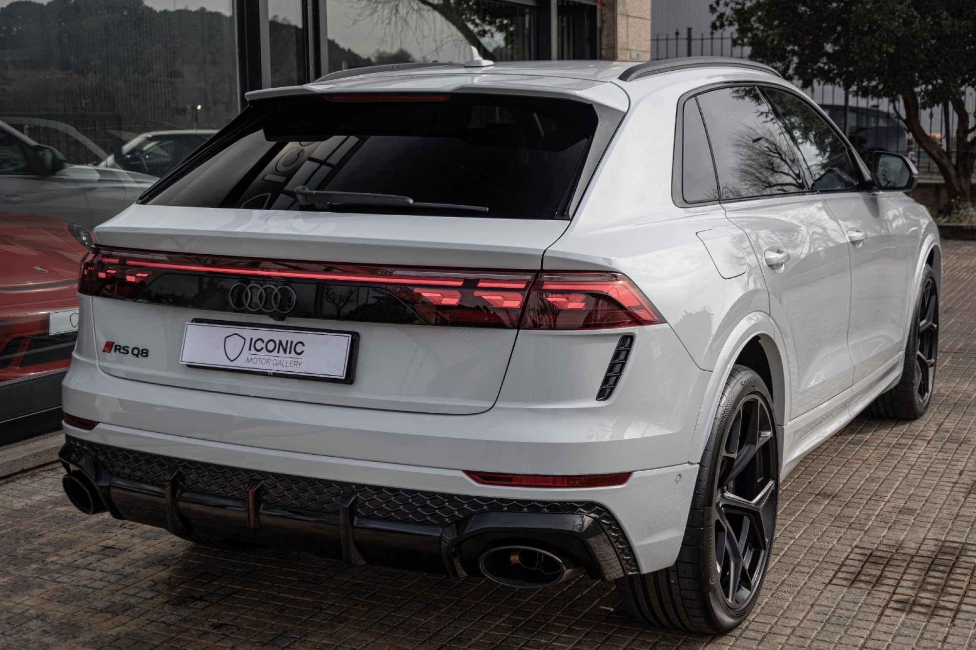 AUDI RSQ8 PERFORMANCE