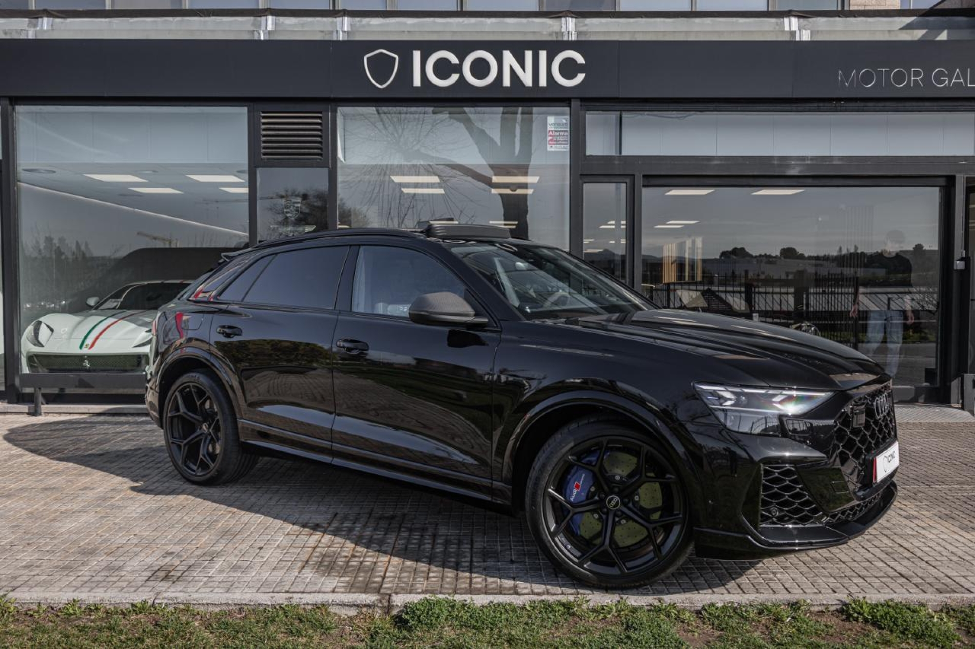 AUDI RSQ8 PERFORMANCE