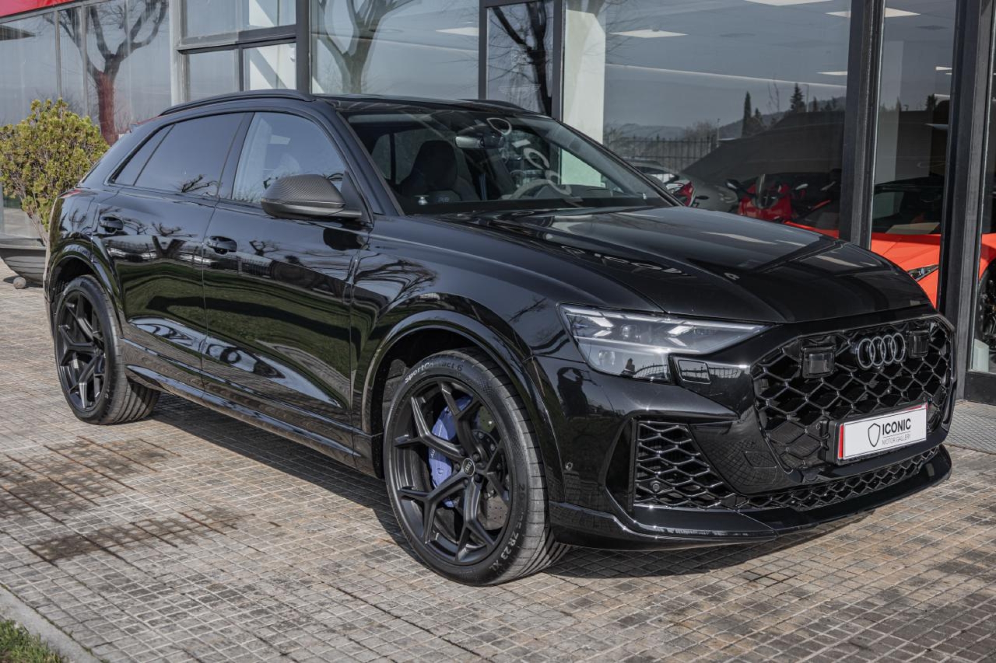 AUDI RSQ8 PERFORMANCE
