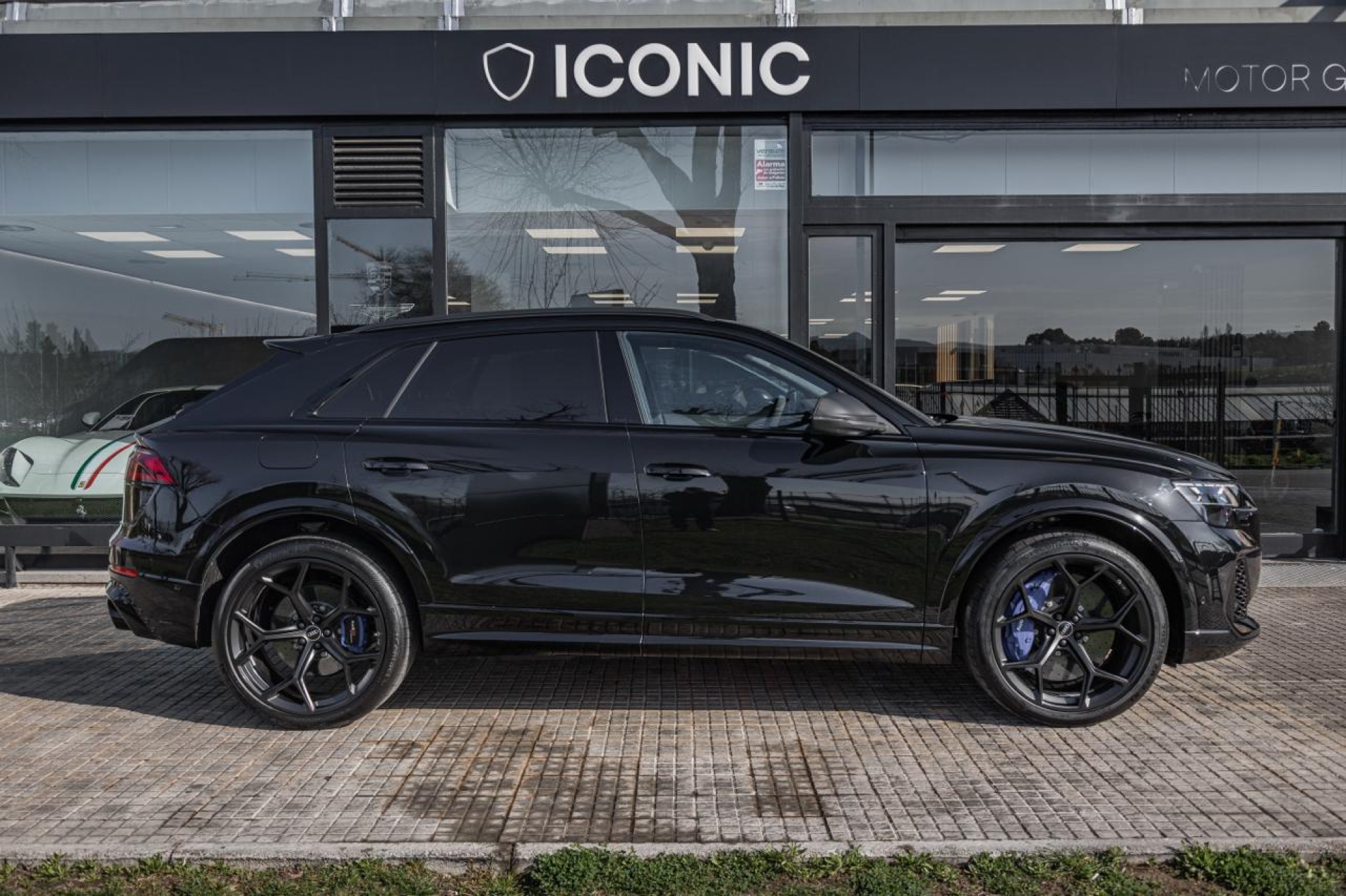 AUDI RSQ8 PERFORMANCE