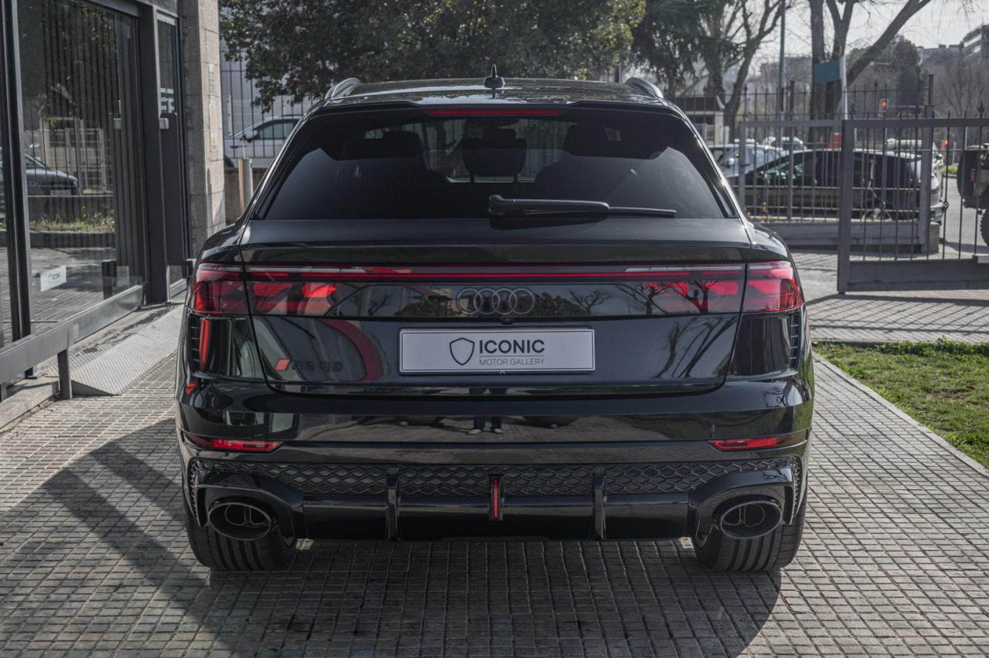 AUDI RSQ8 PERFORMANCE