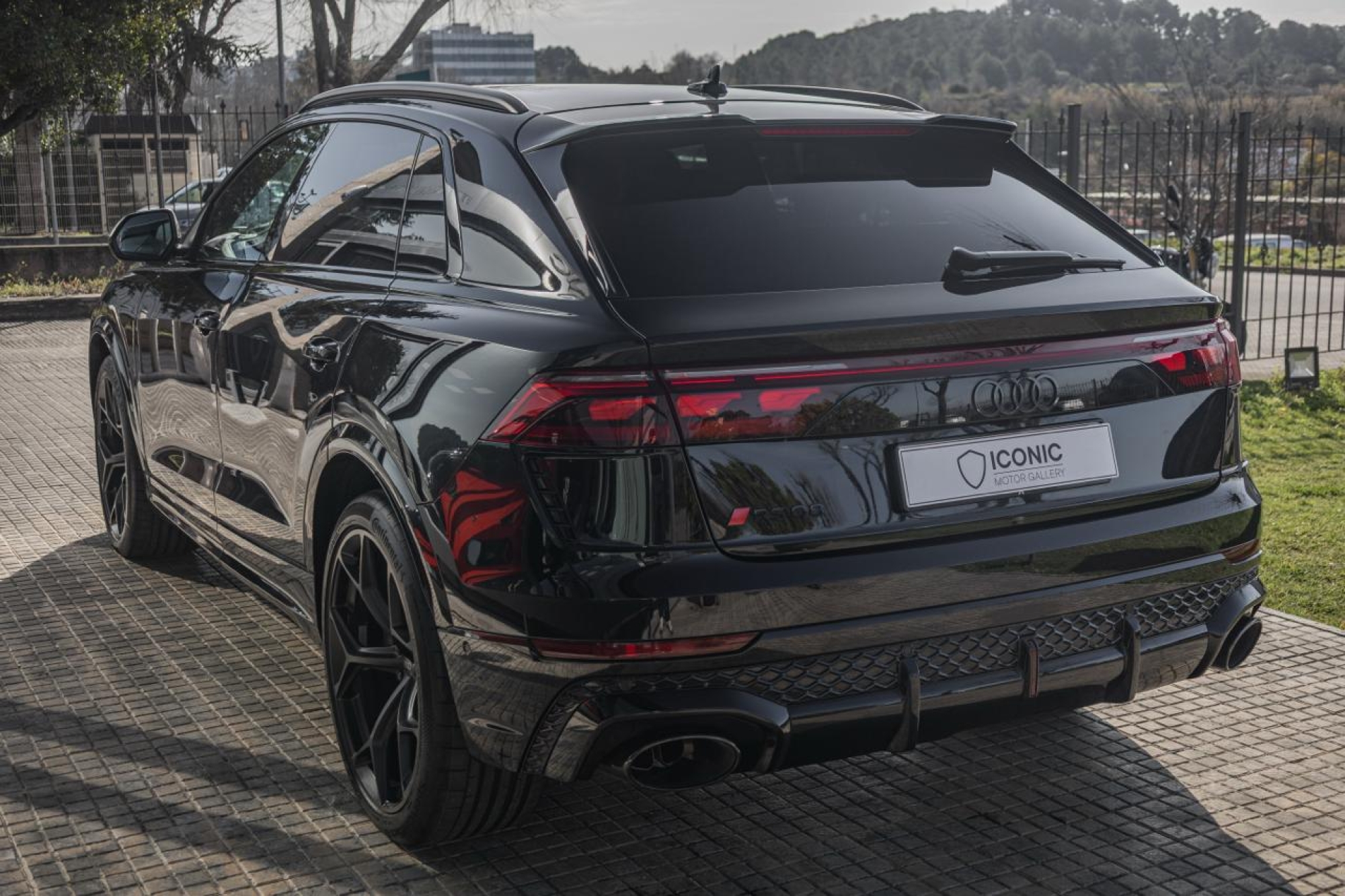 AUDI RSQ8 PERFORMANCE