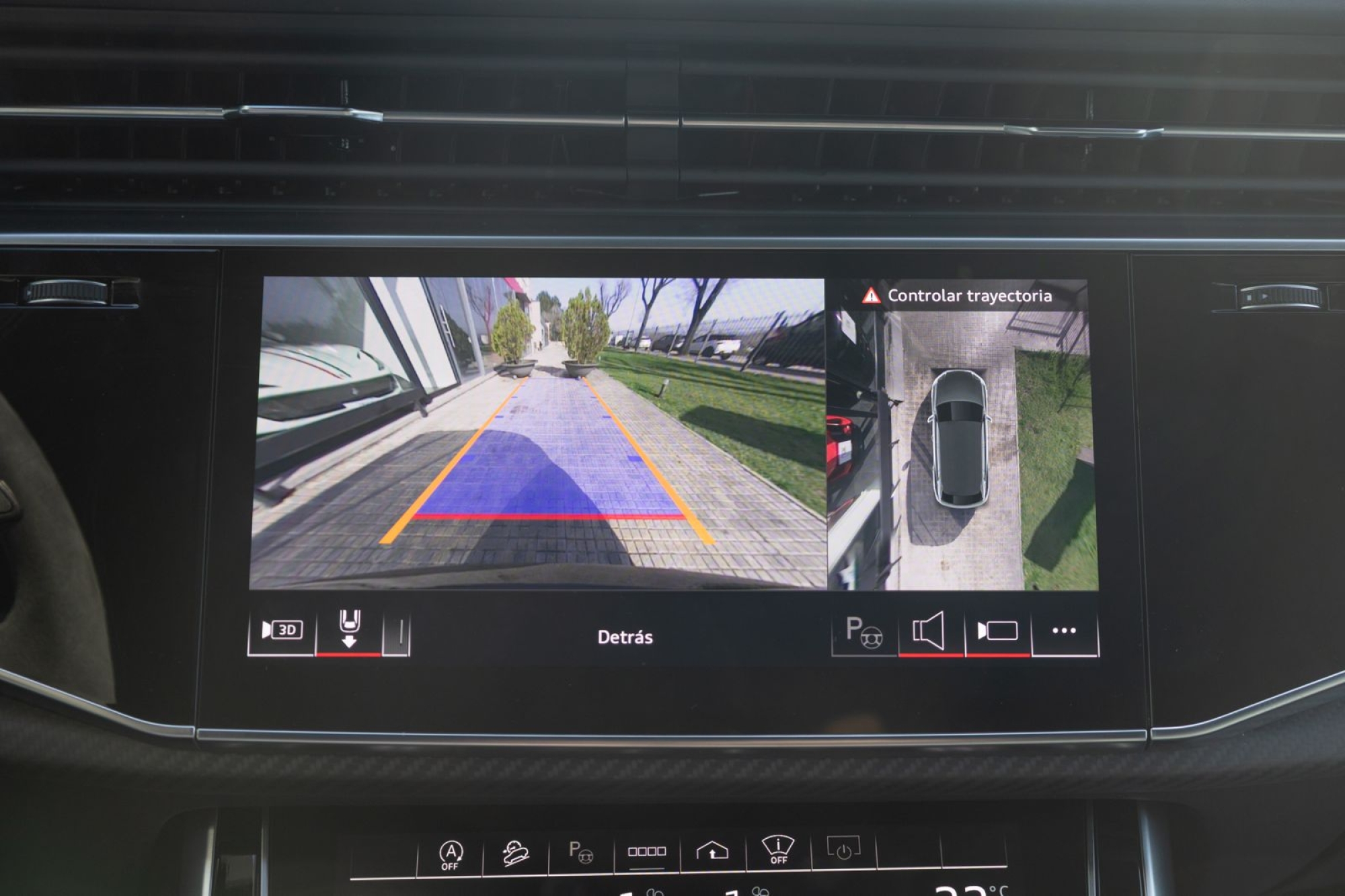 AUDI RSQ8 PERFORMANCE