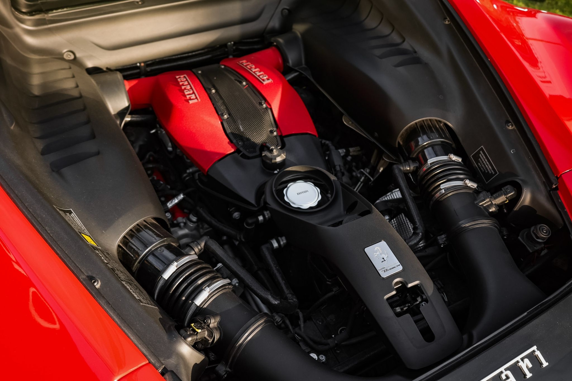 FERRARI F8 TRIBUTO COUPE