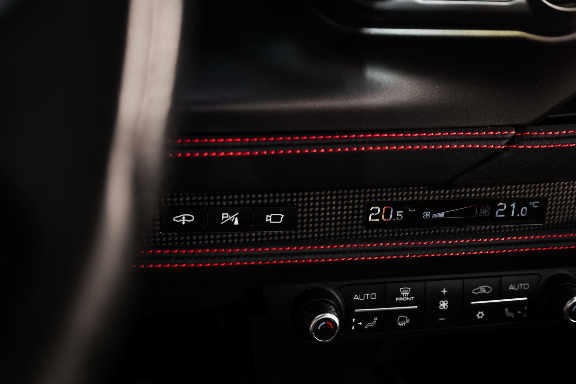 FERRARI F8 TRIBUTO COUPE