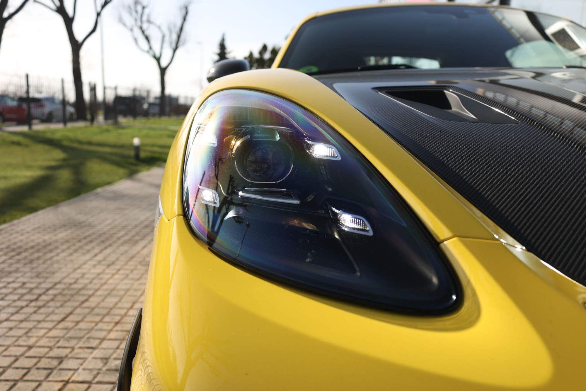 PORSCHE 718 GT4 RS WEISSACH