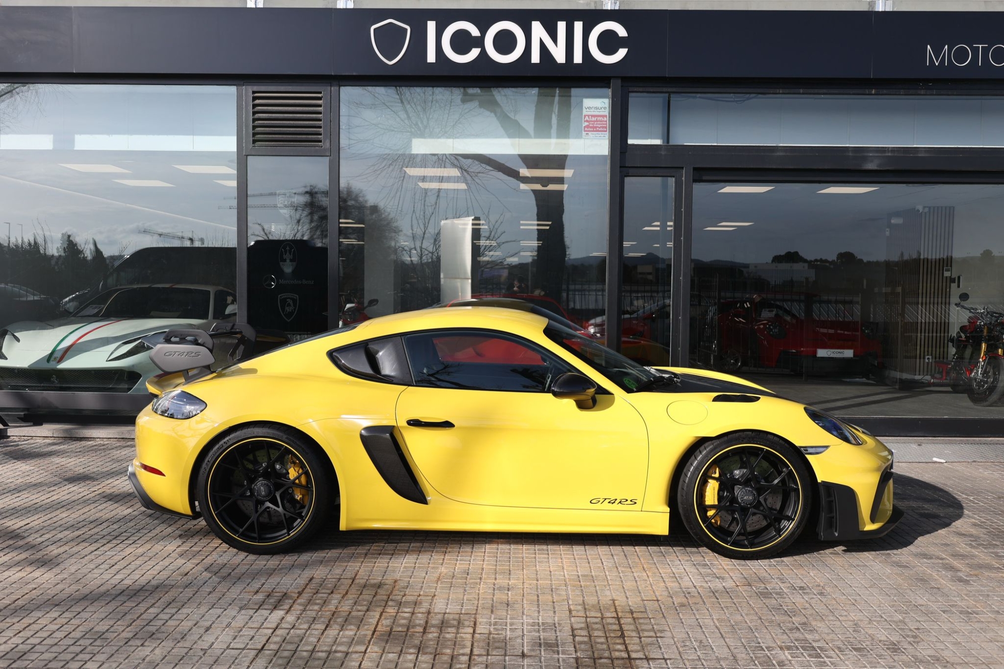 PORSCHE 718 GT4 RS WEISSACH