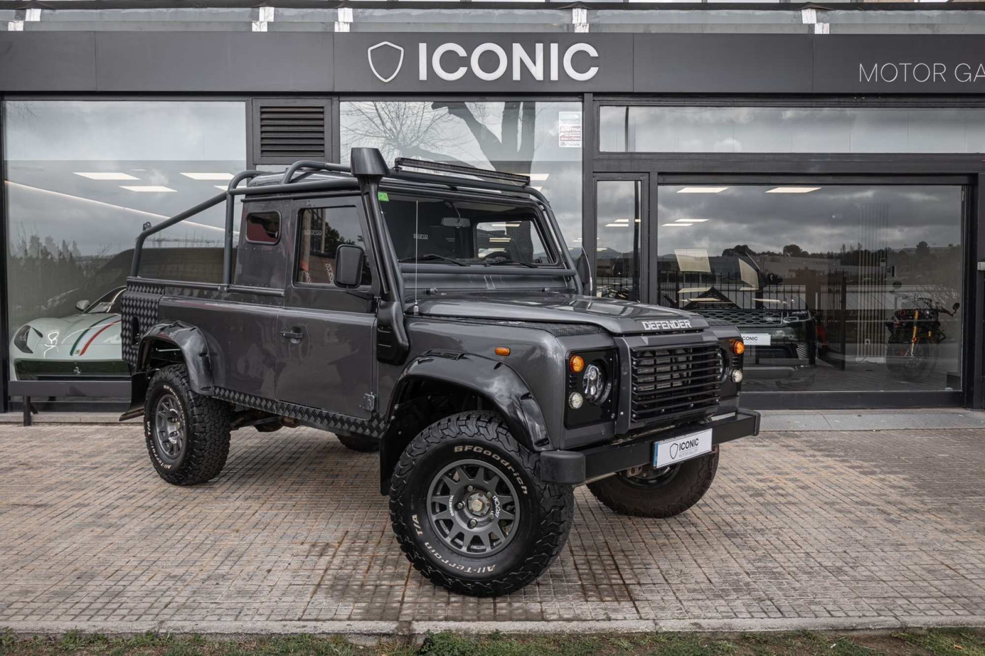 LAND ROVER DEFENDER 110 SW TD5