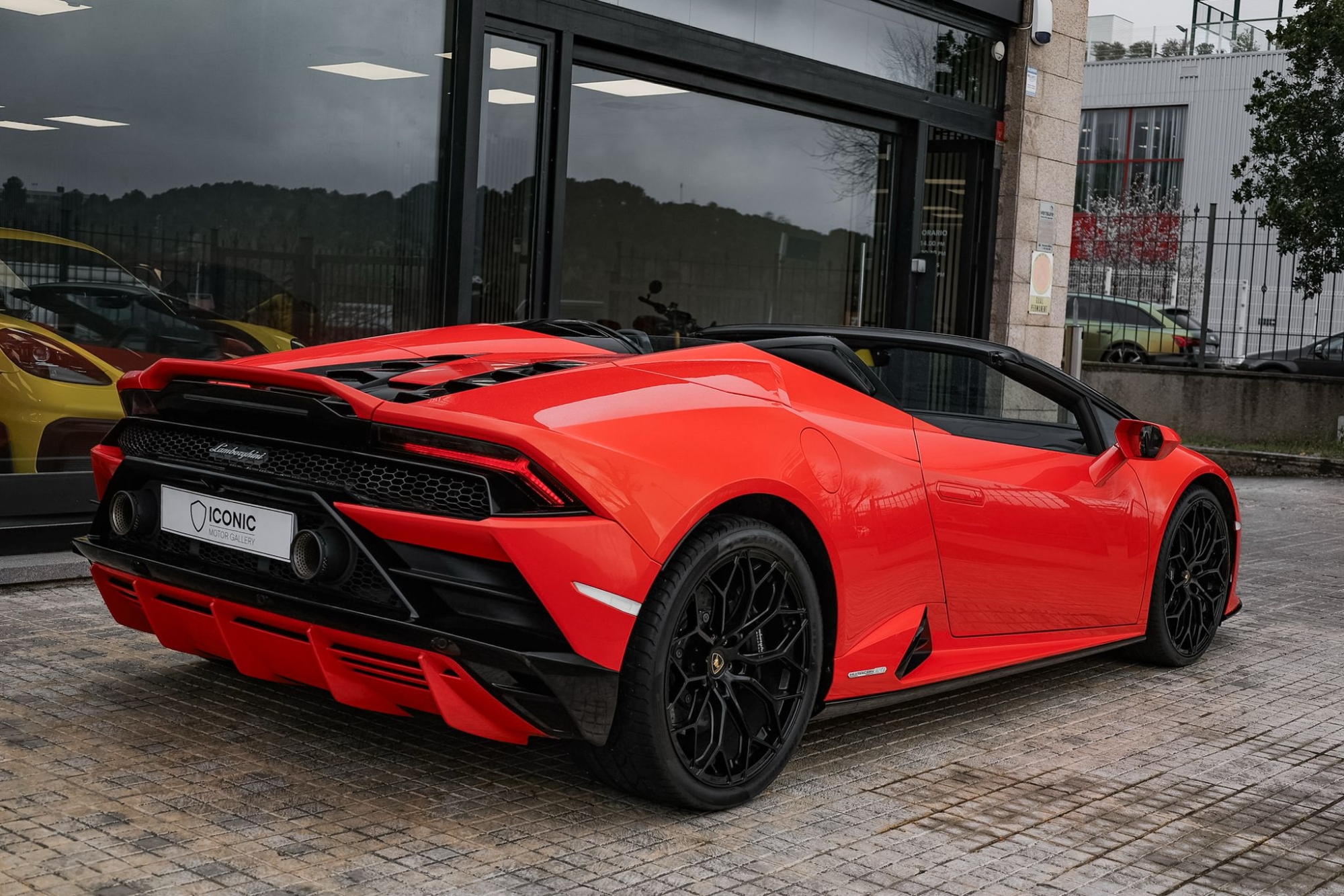 LAMBORGHINI HURACÁN EVO SPYDER