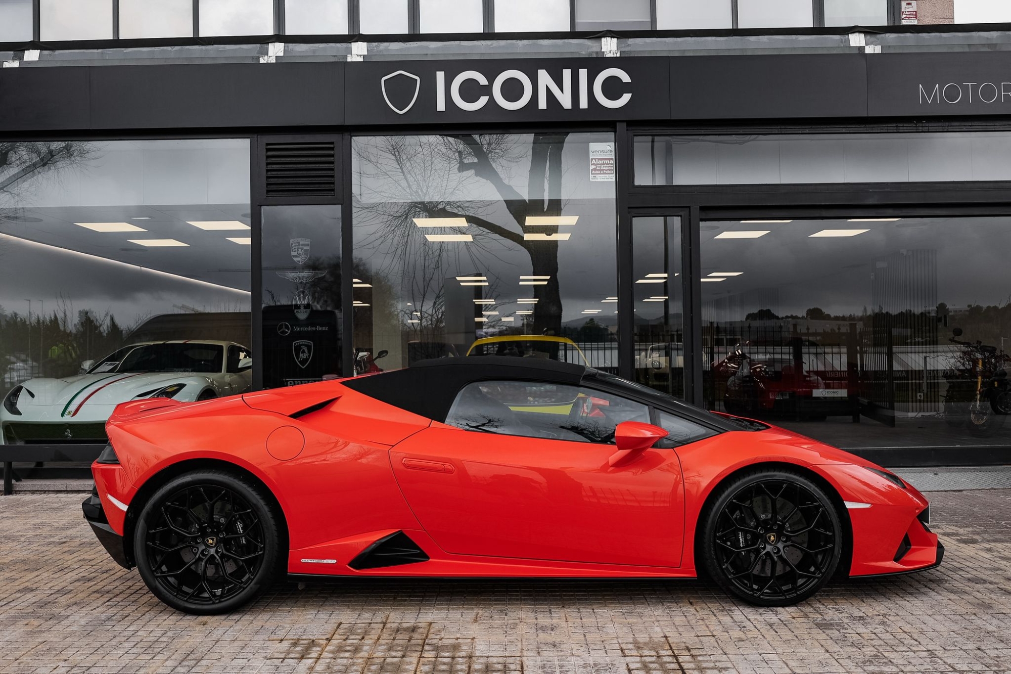LAMBORGHINI HURACÁN EVO SPYDER