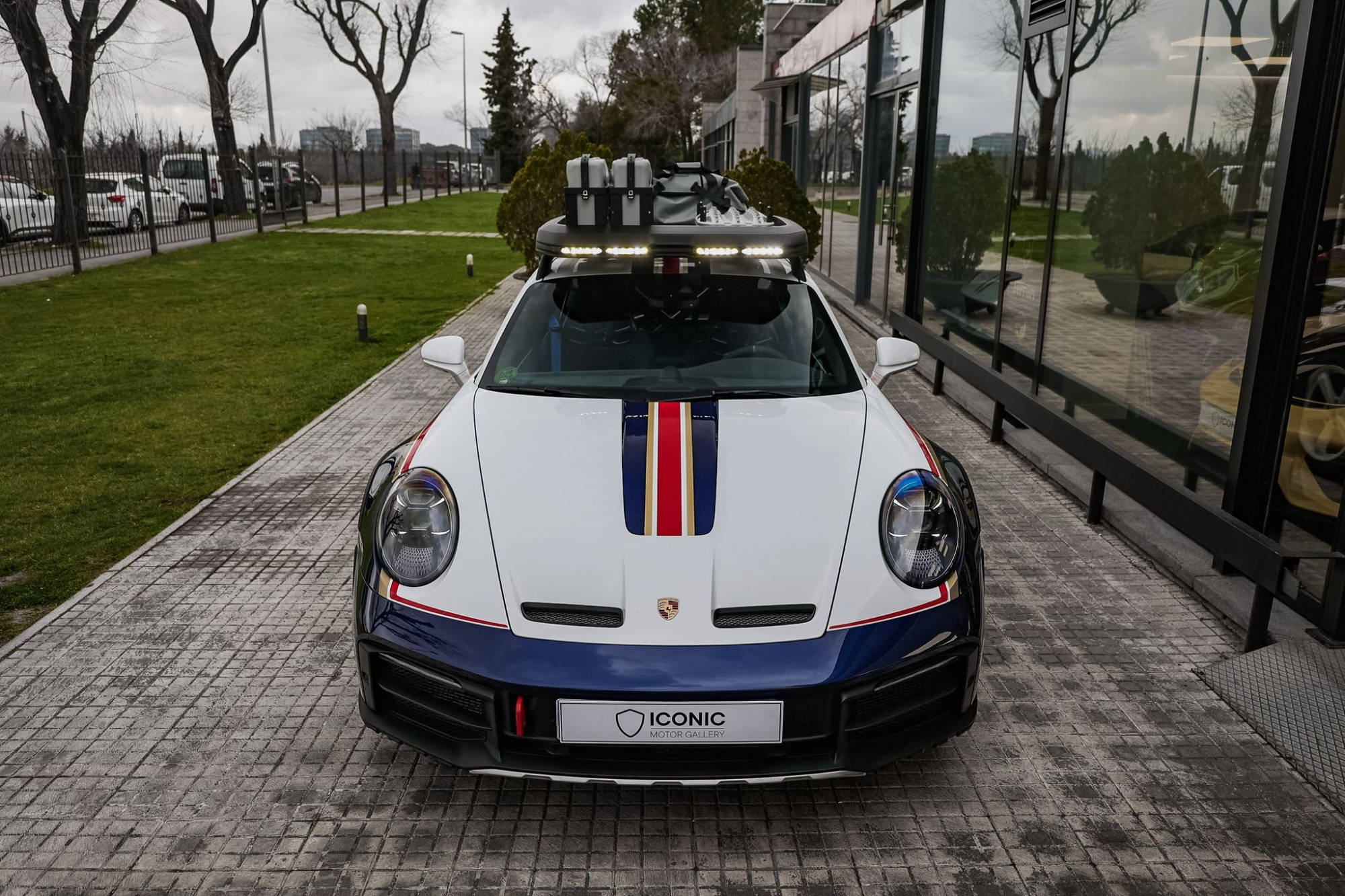 PORSCHE 911 DAKAR