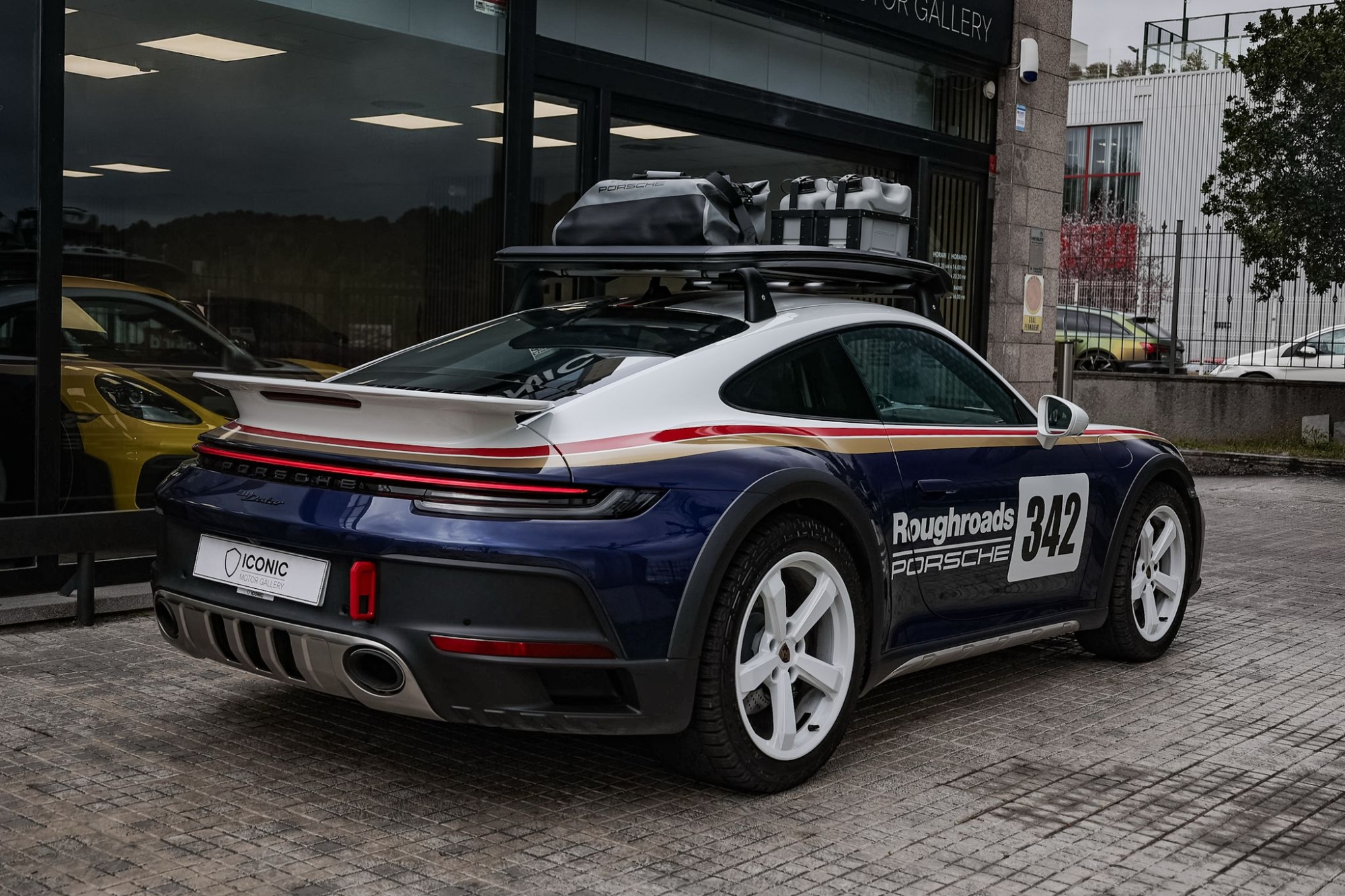 PORSCHE 911 DAKAR