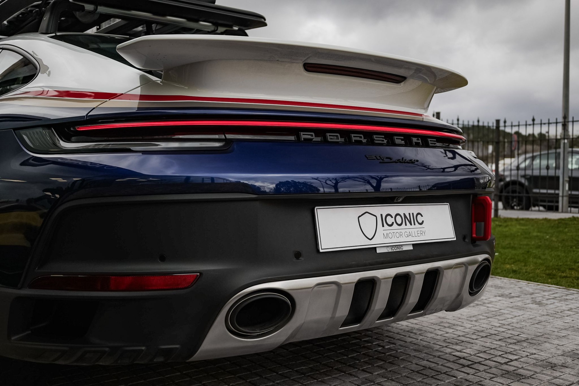 PORSCHE 911 DAKAR
