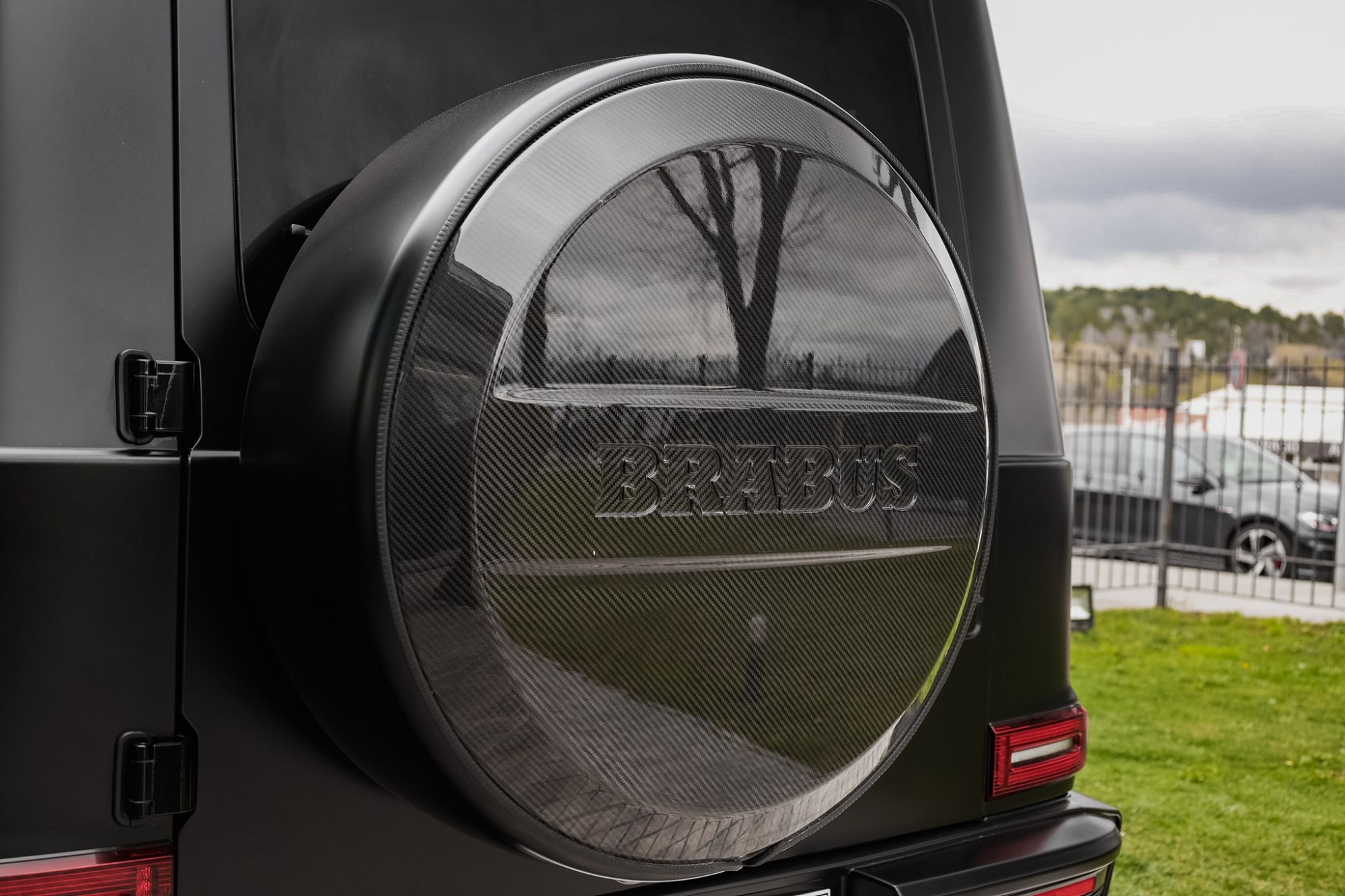 MERCEDES-BENZ G700 BRABUS
