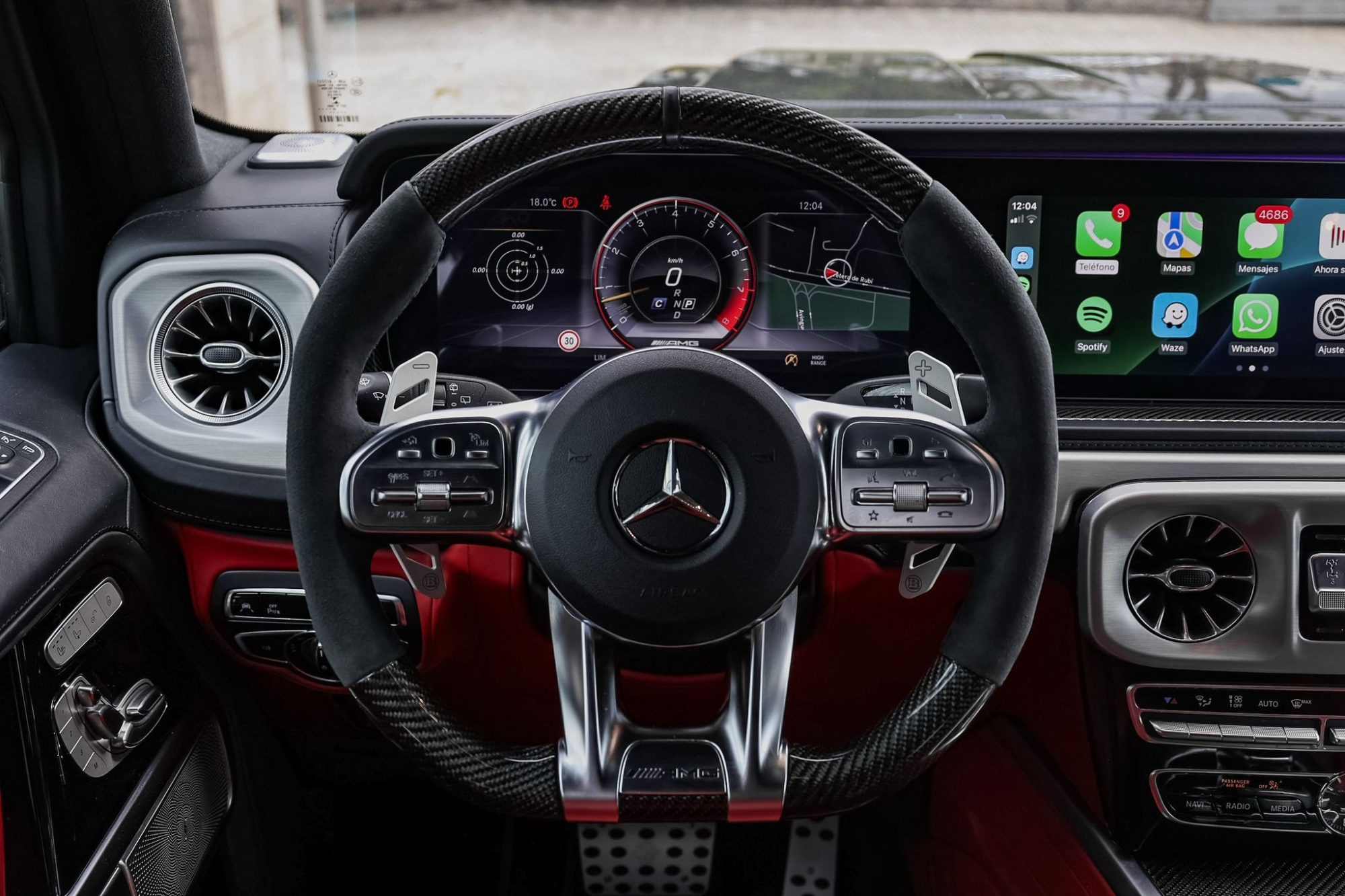 MERCEDES-BENZ G700 BRABUS