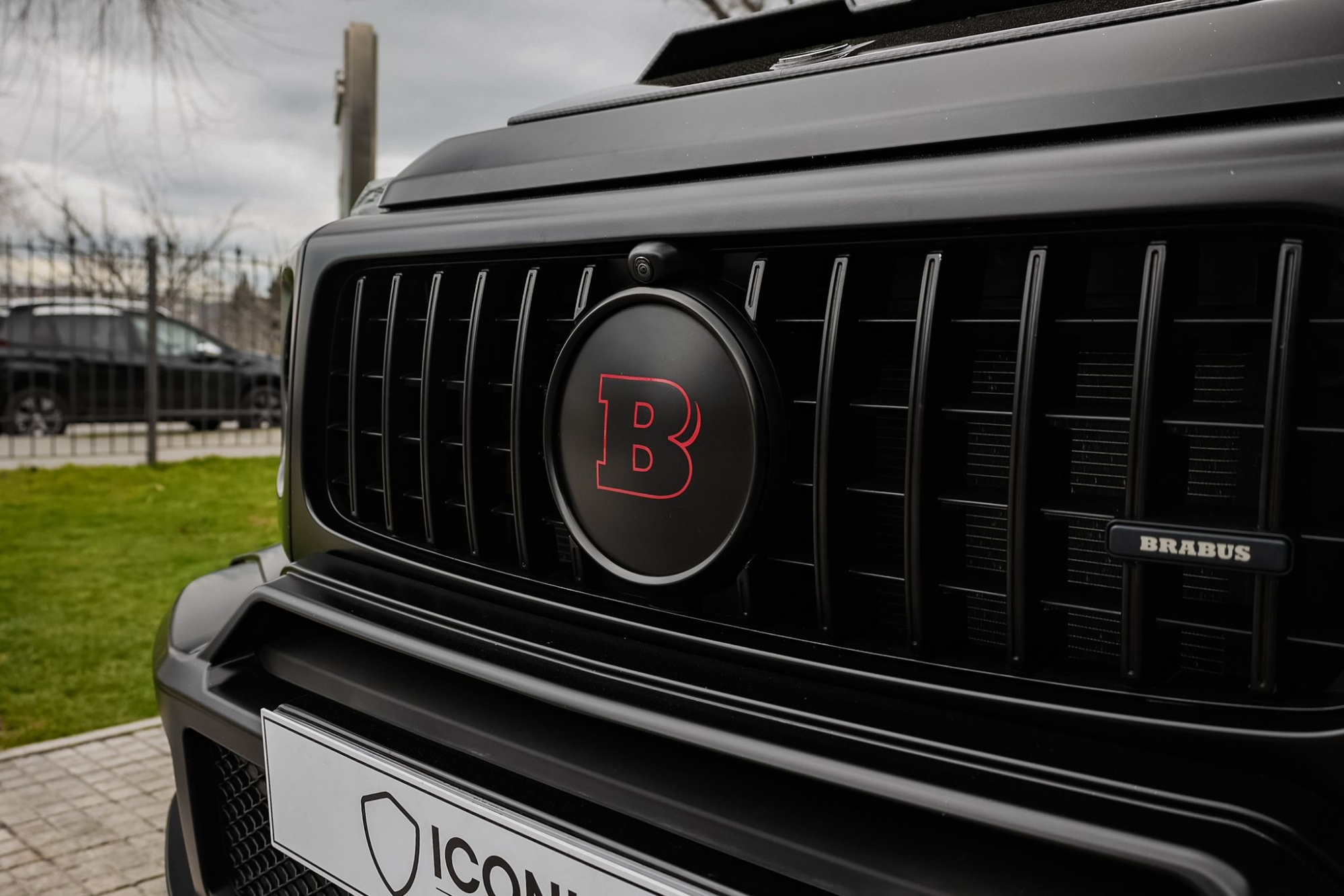 MERCEDES-BENZ G700 BRABUS