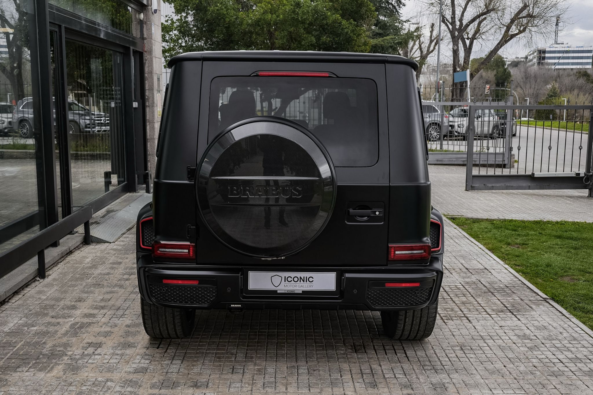 MERCEDES-BENZ G700 BRABUS