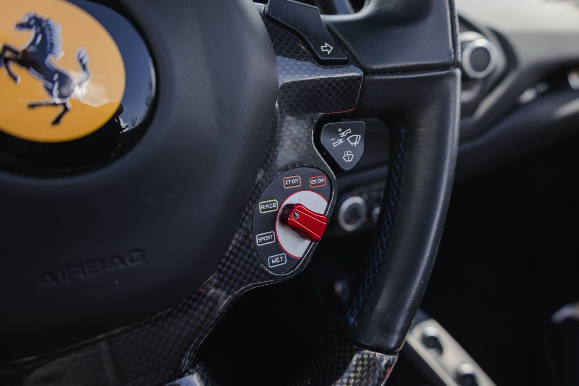FERRARI 488 SPIDER
