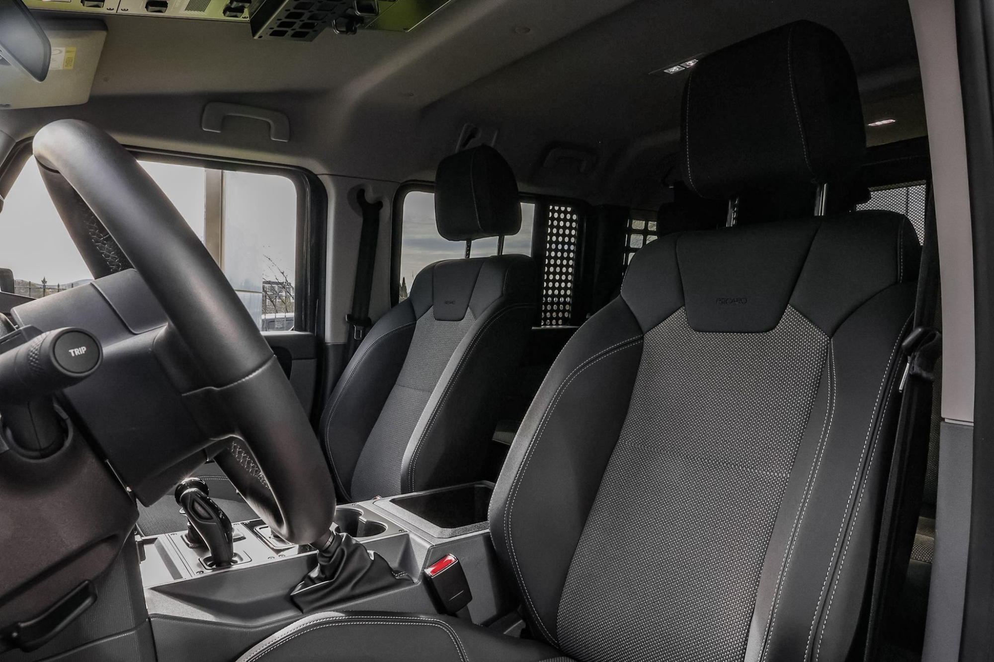 INEOS GRENADIER FIELDMASTER