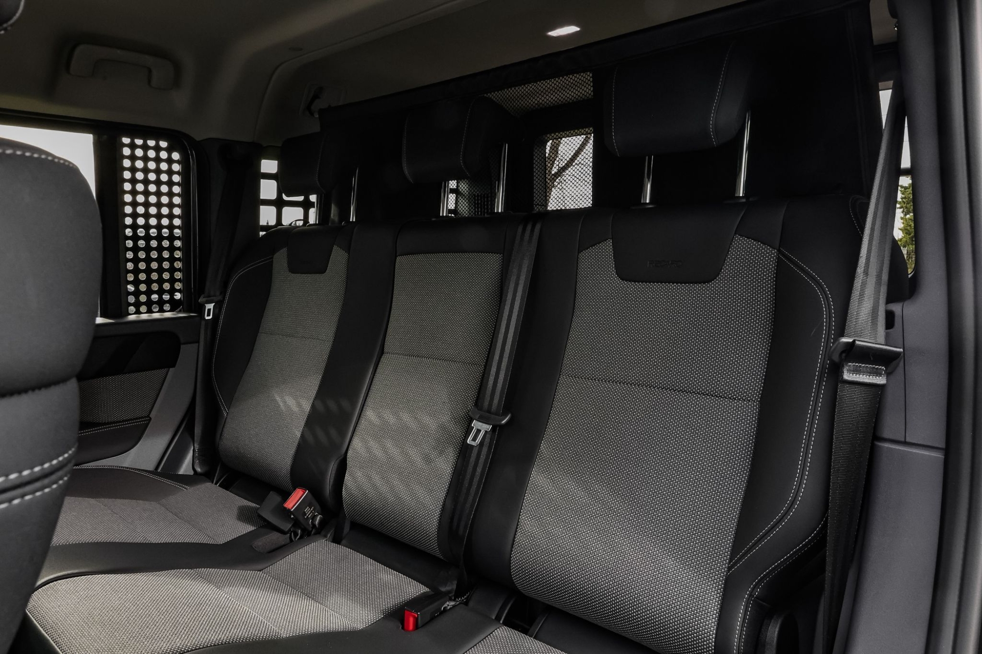 INEOS GRENADIER FIELDMASTER