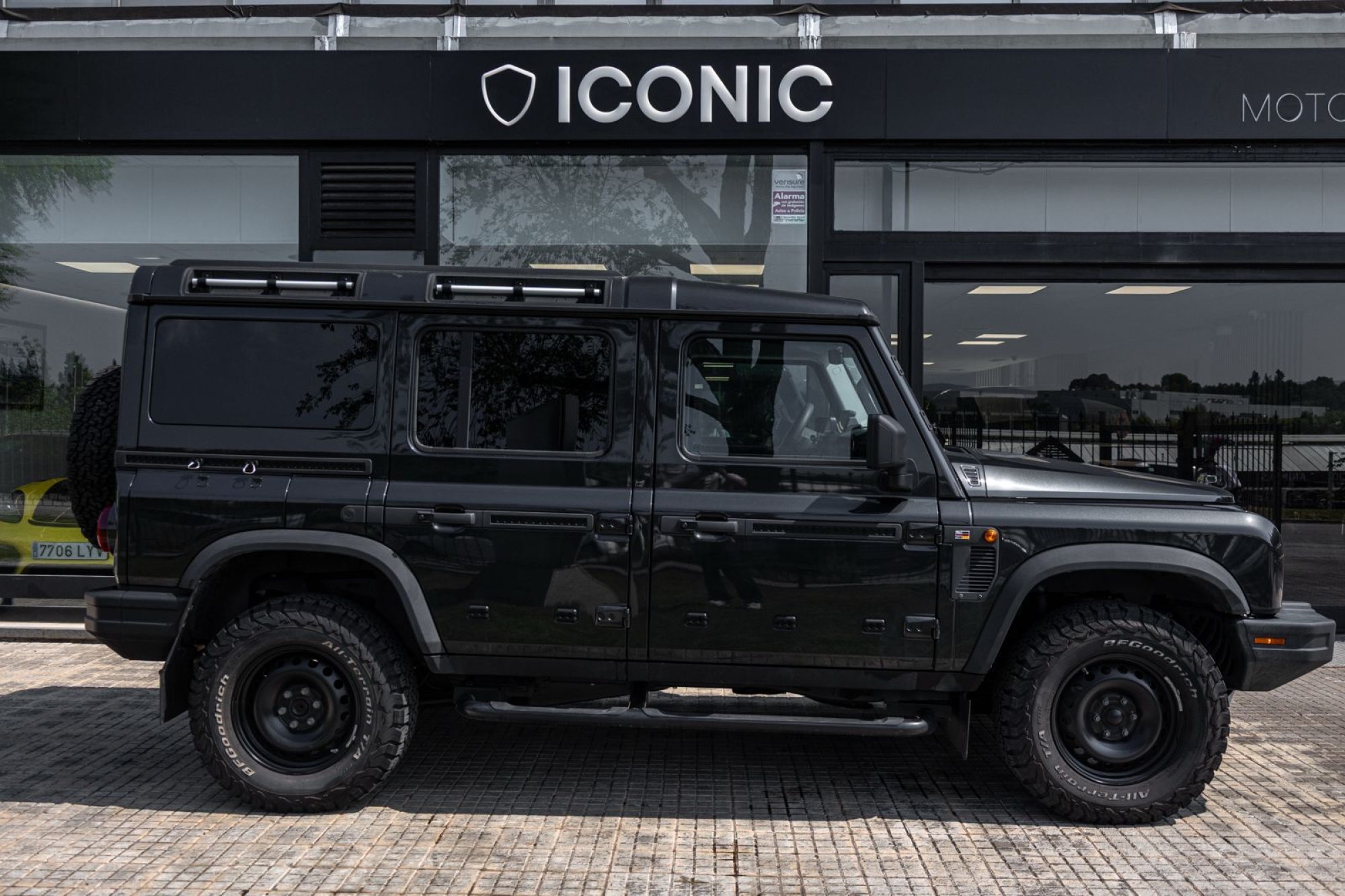 INEOS GRENADIER FIELDMASTER