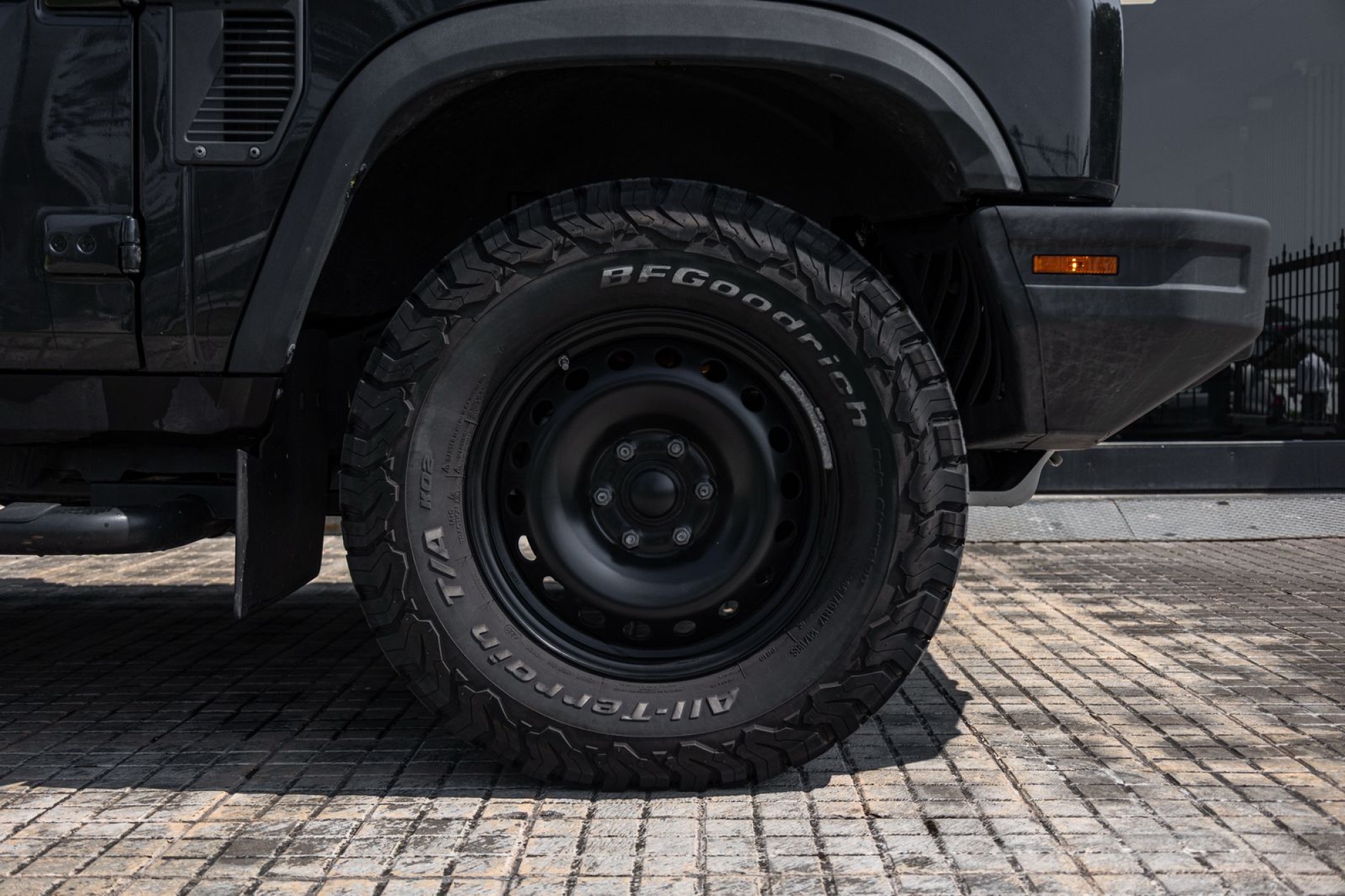 INEOS GRENADIER FIELDMASTER