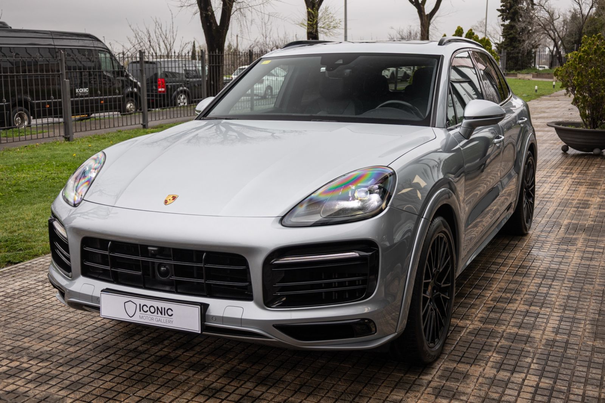 PORSCHE CAYENNE GTS