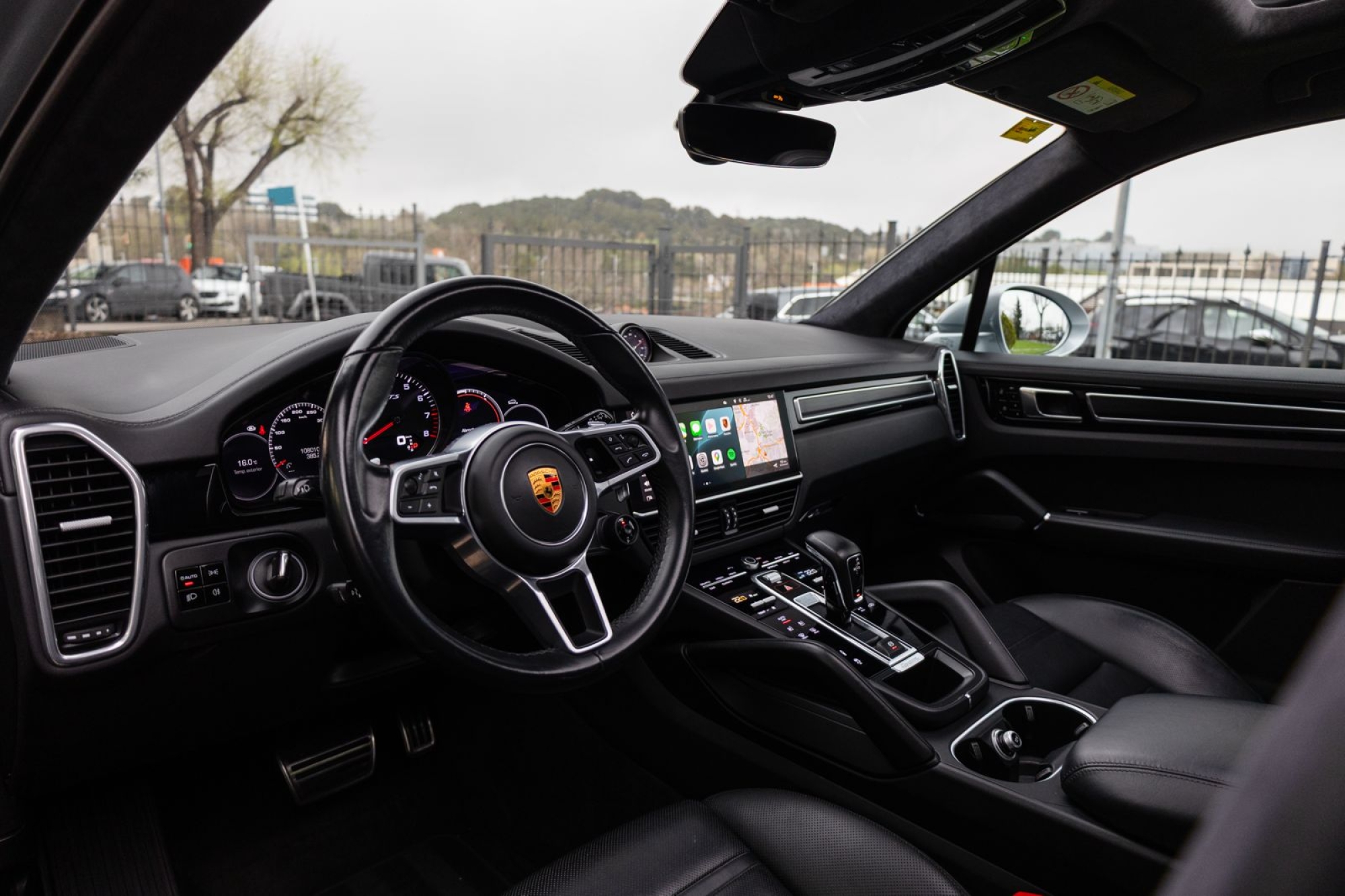 PORSCHE CAYENNE GTS