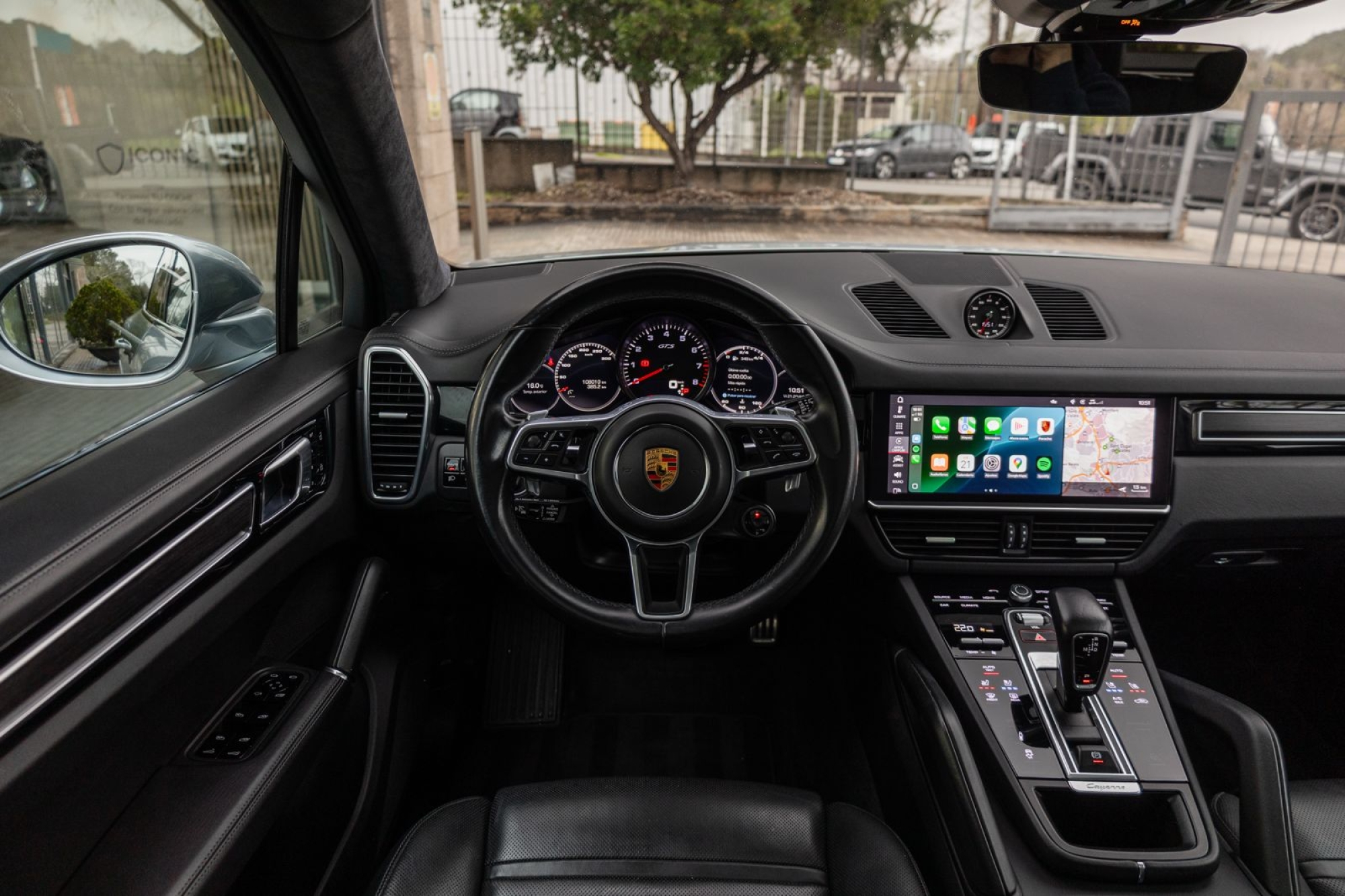 PORSCHE CAYENNE GTS
