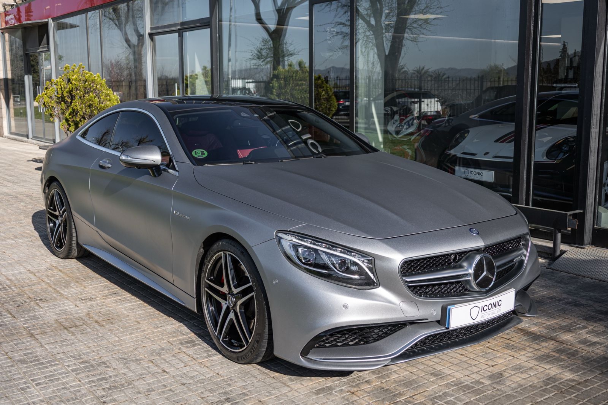 MERCEDES-BENZ S63 AMG COUPÉ 4MATIC
