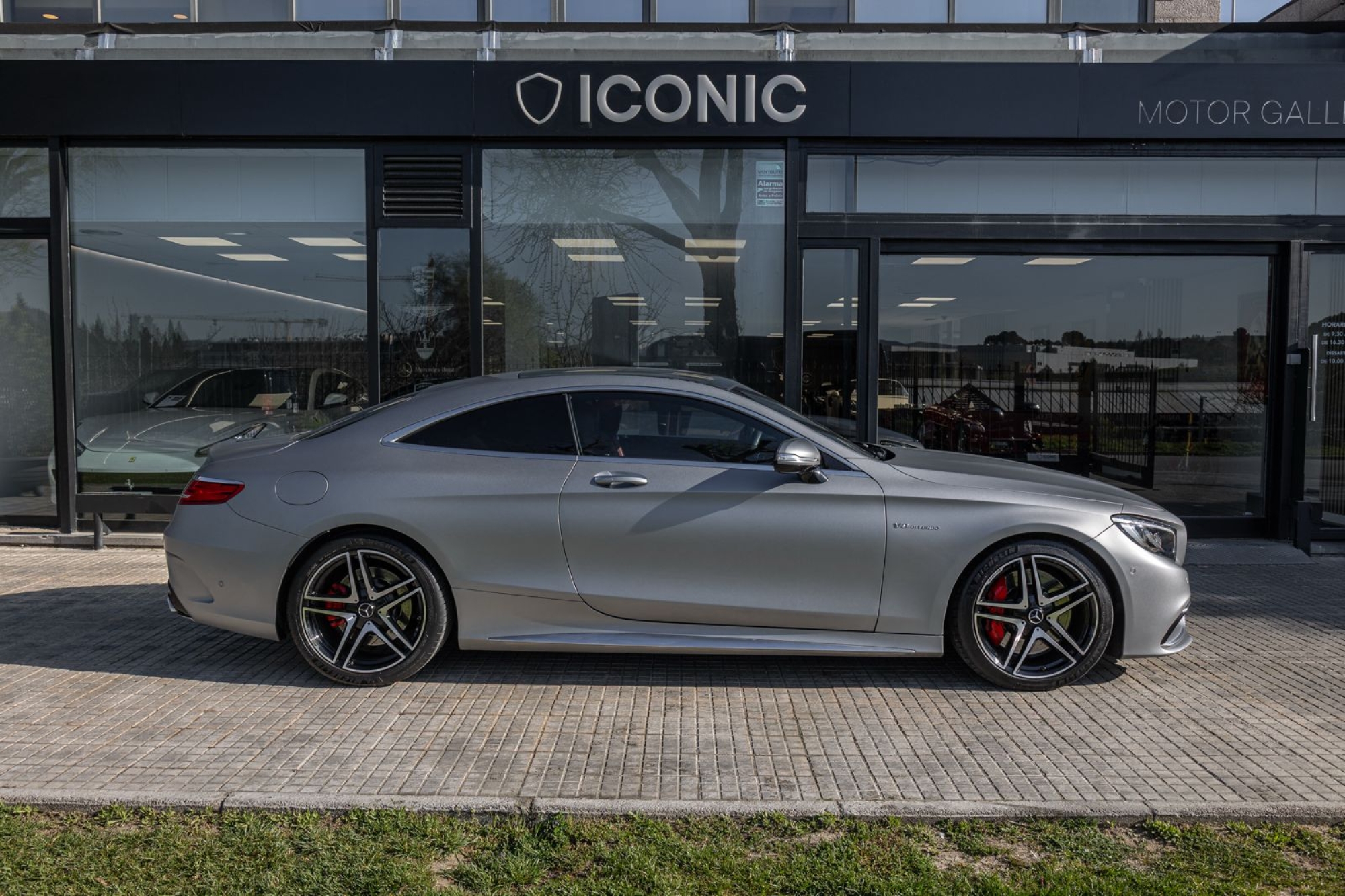 MERCEDES-BENZ S63 AMG COUPÉ 4MATIC