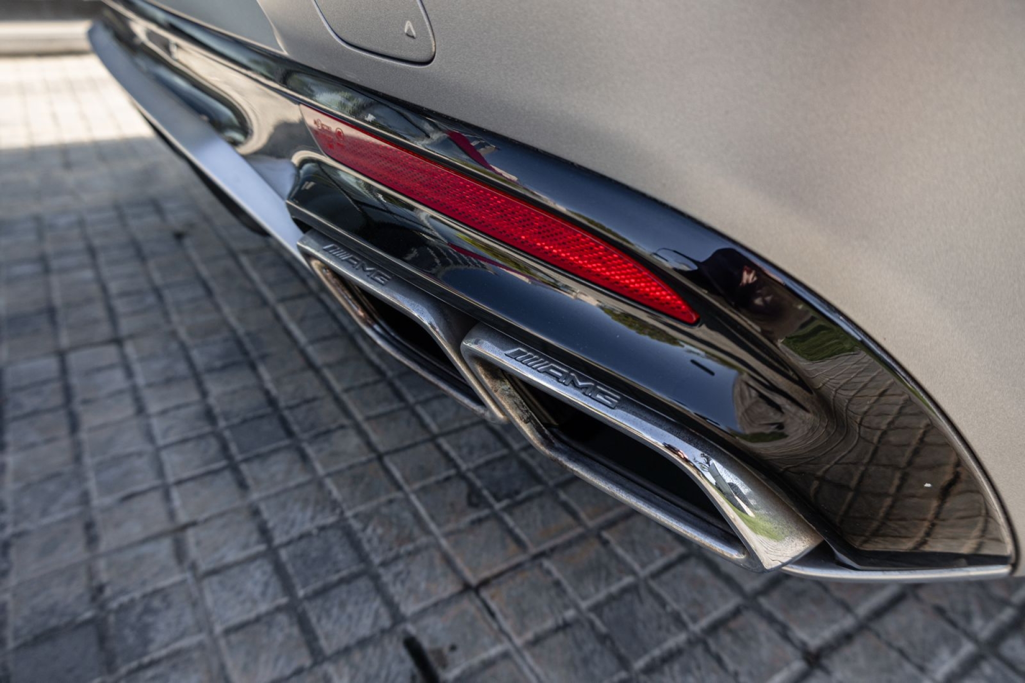 MERCEDES-BENZ S63 AMG COUPÉ 4MATIC
