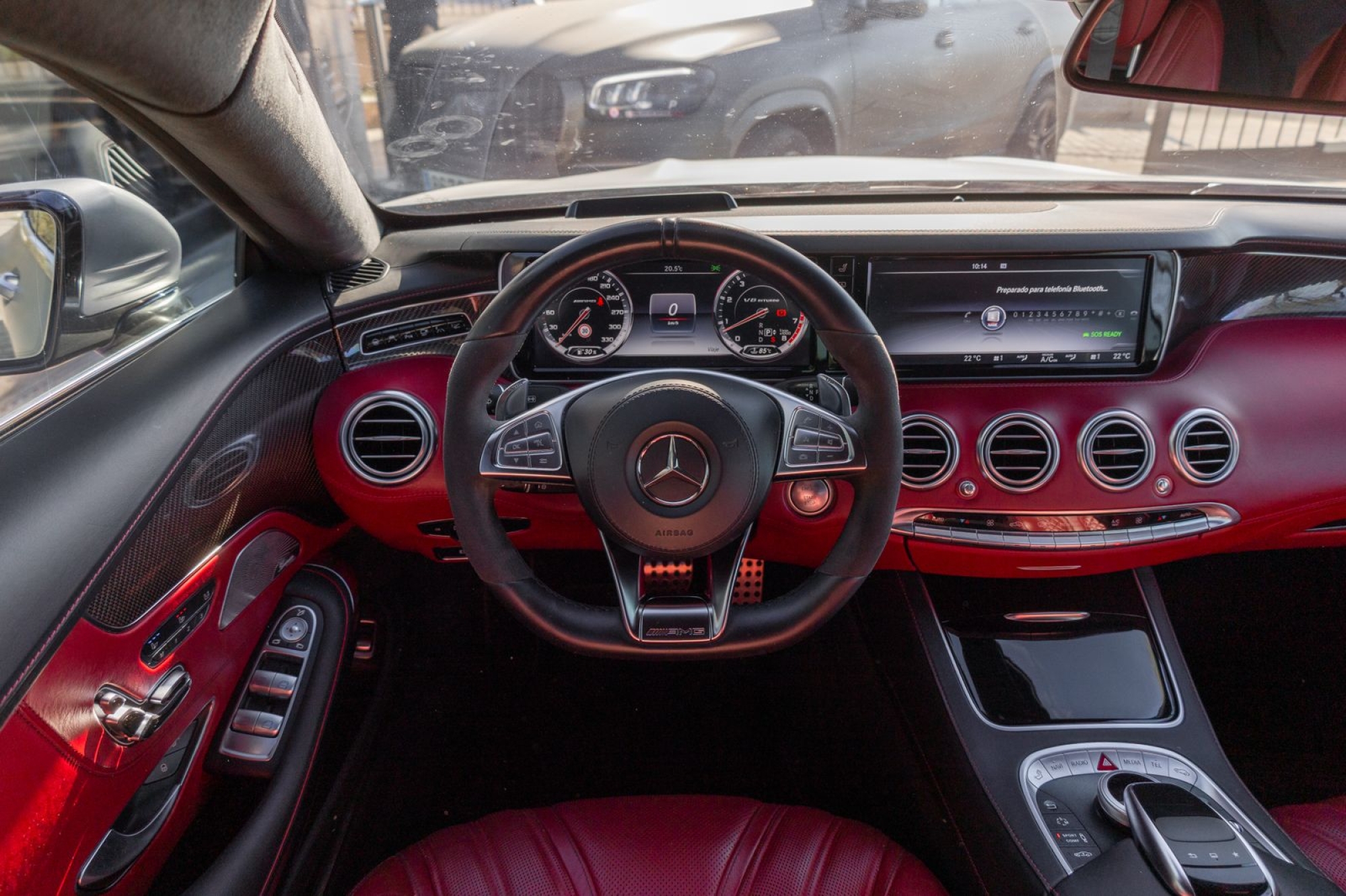 MERCEDES-BENZ S63 AMG COUPÉ 4MATIC