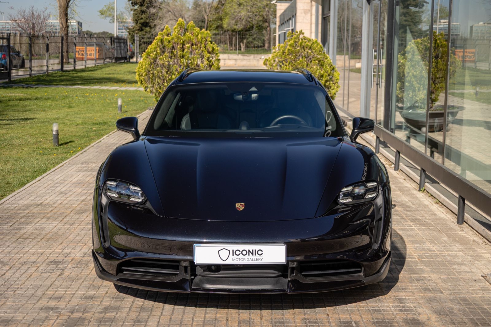 PORSCHE TAYCAN TURBO CROSSTURISMO