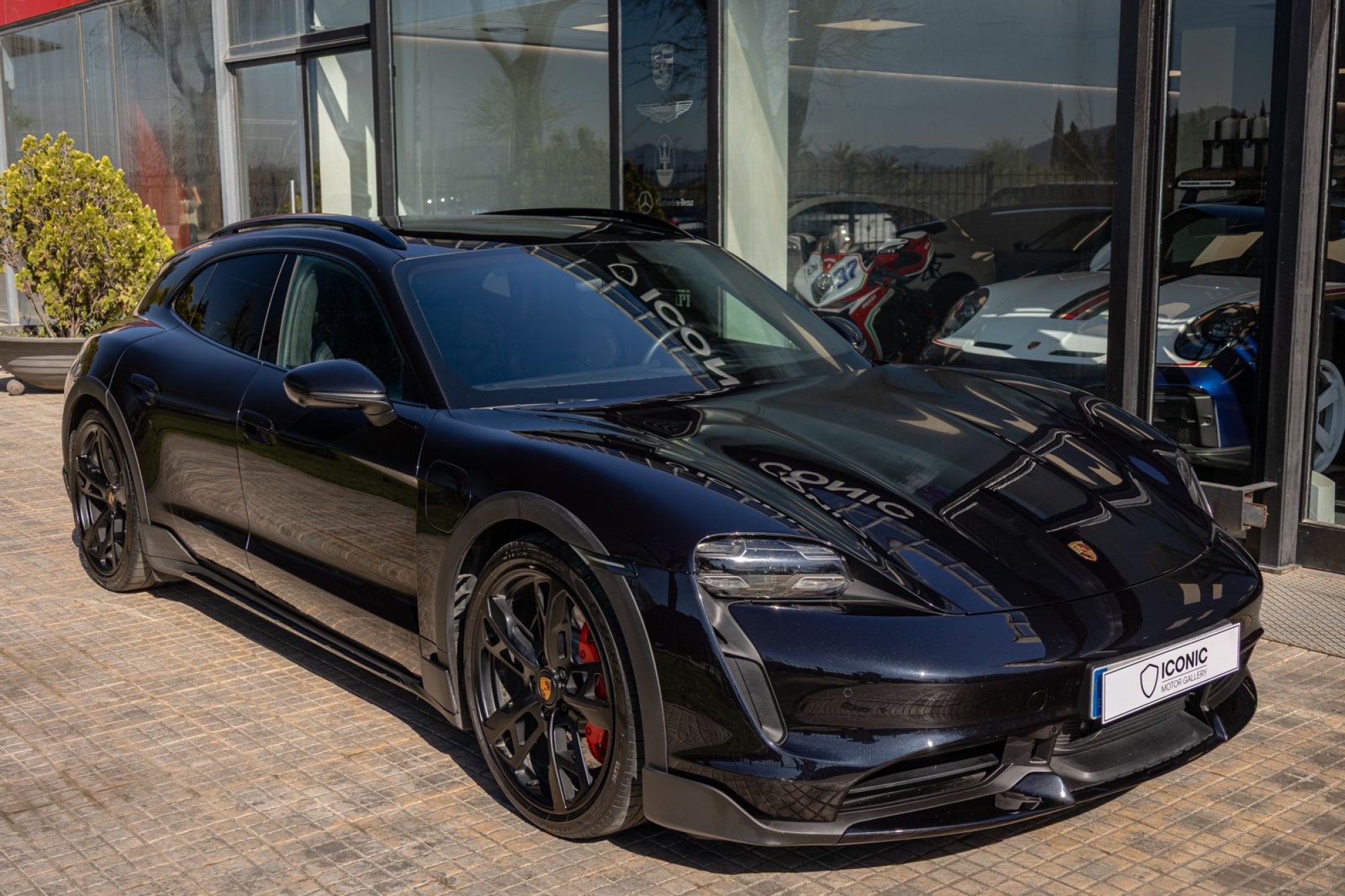 PORSCHE TAYCAN TURBO CROSSTURISMO