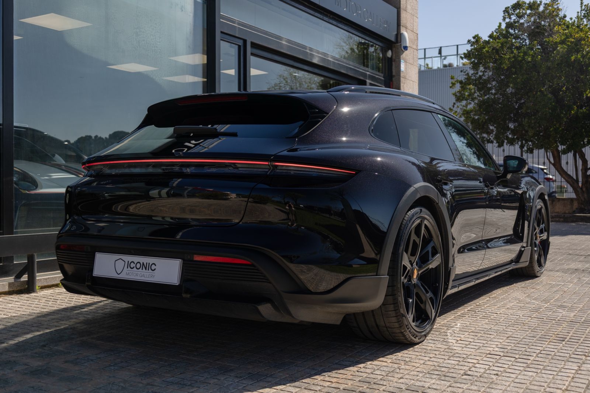 PORSCHE TAYCAN TURBO CROSSTURISMO