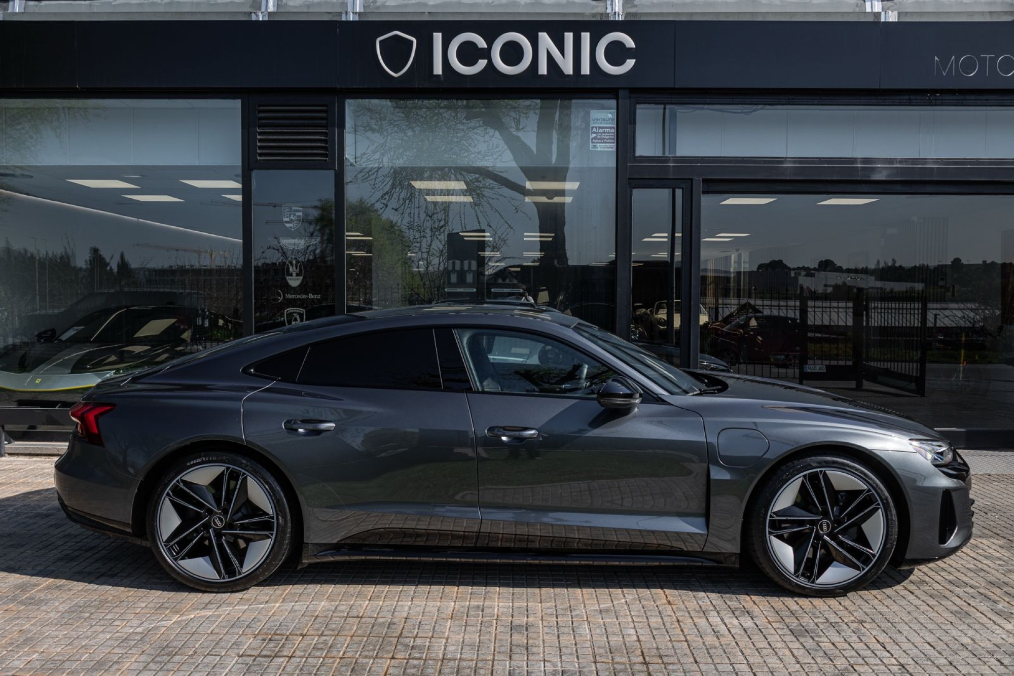 AUDI E-TRON GT