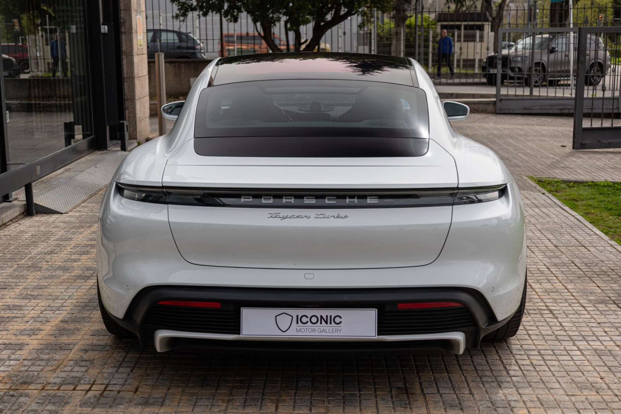 PORSCHE TAYCAN TURBO